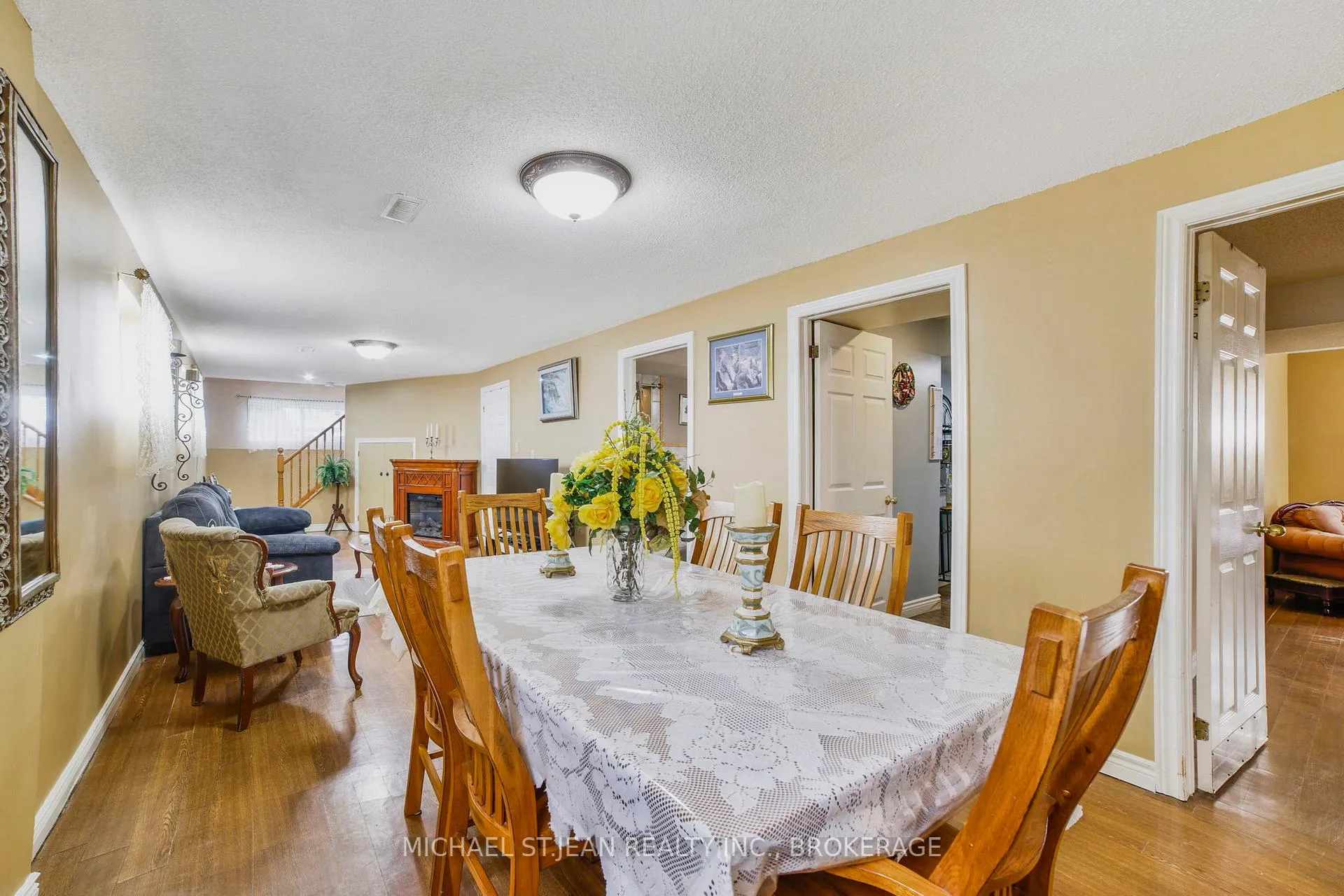 Photo 30 of 576 Stone Church Road E, Hamilton, Butler — HOMEH