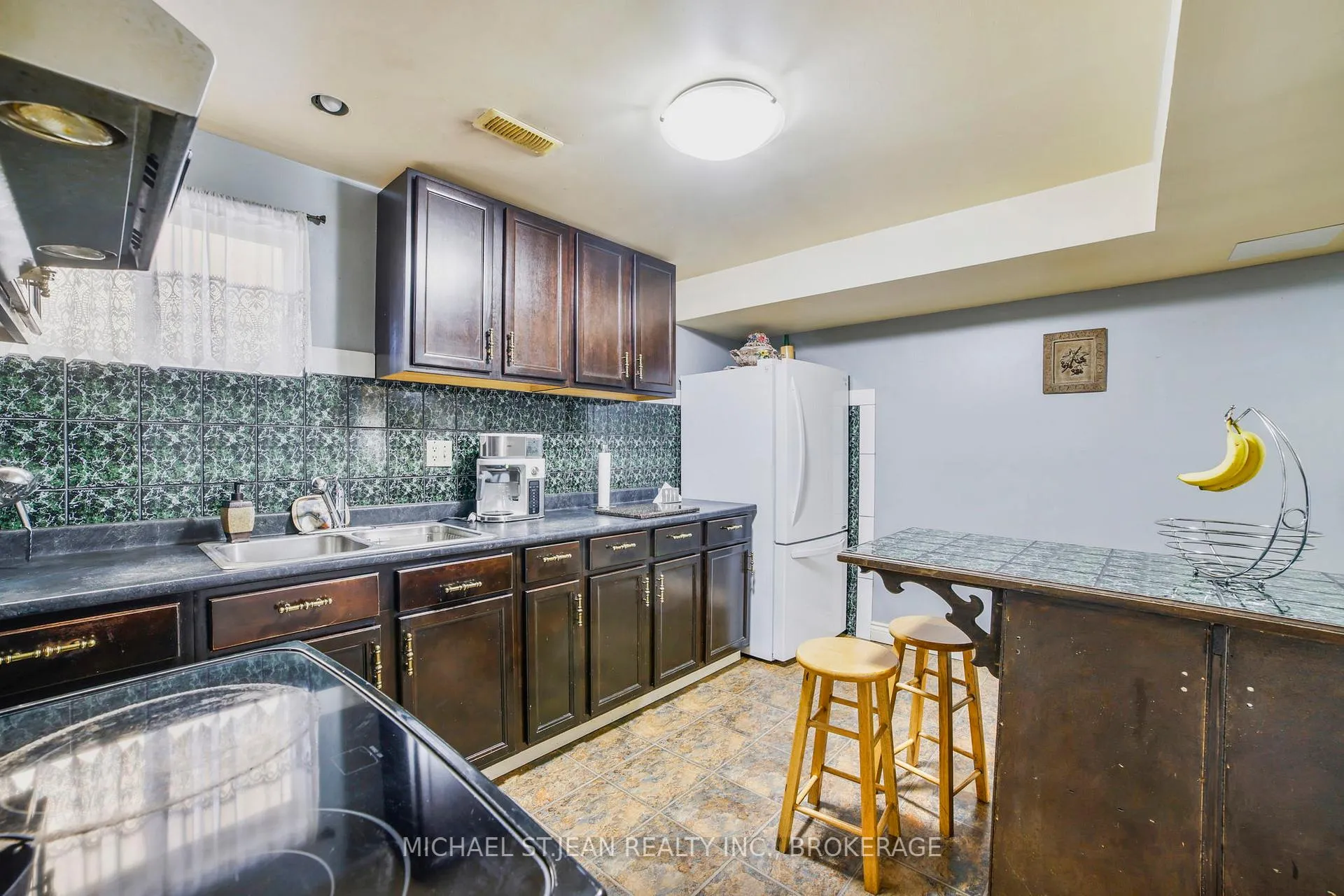 Photo 33 of 576 Stone Church Road E, Hamilton, Butler — HOMEH