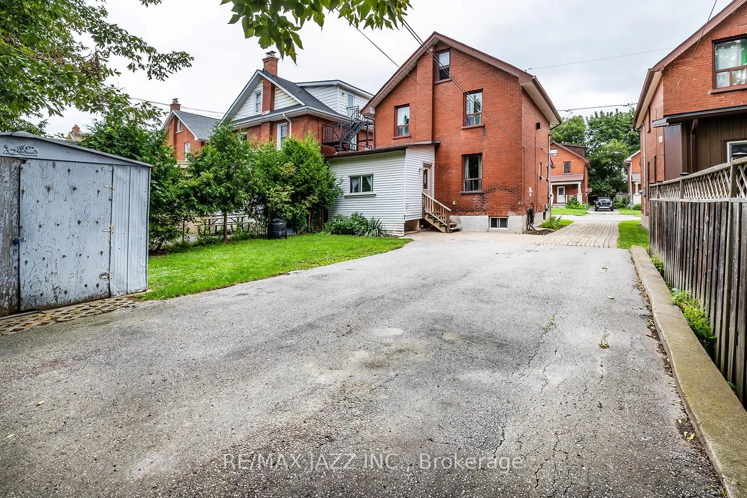 Photo 33 of 251 Arthur Street, Oshawa, Central — HOMEH