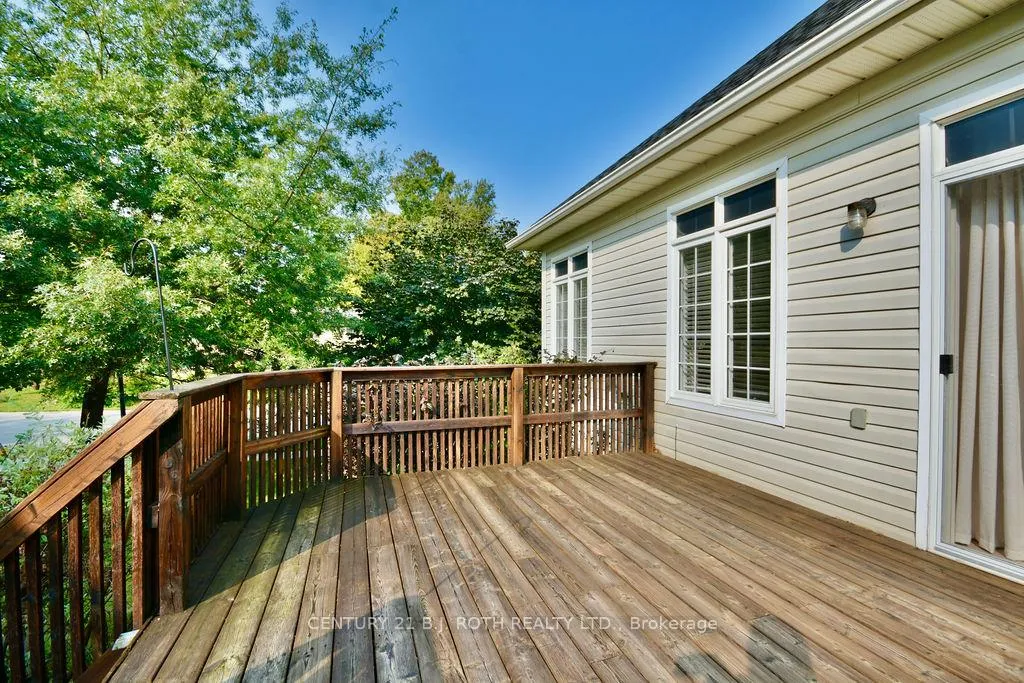 Photo 23 of 1 Cardinal Way, Wasaga Beach — HOMEH