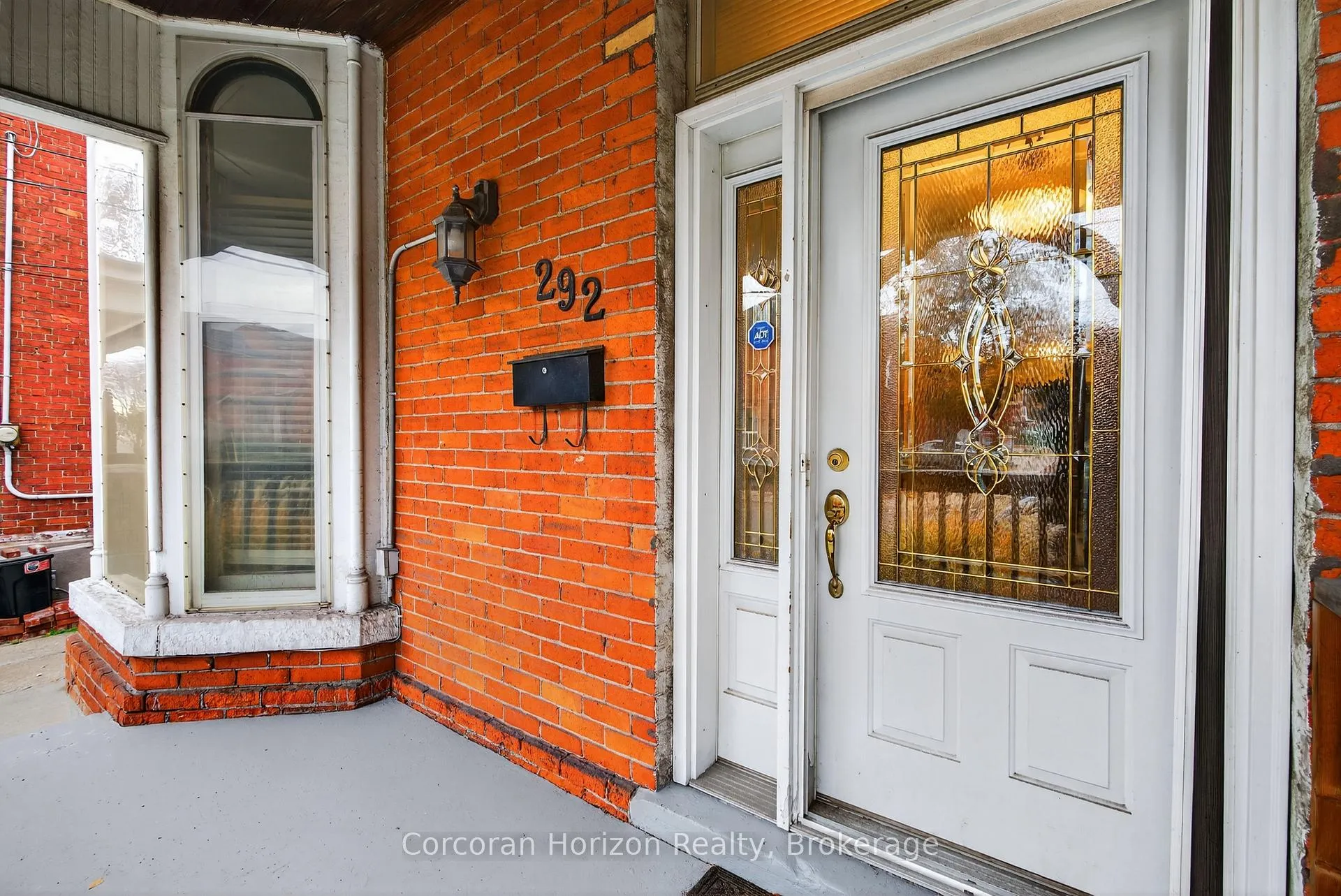 Photo 4 of 292 John Street N, Hamilton, Beasley — HOMEH