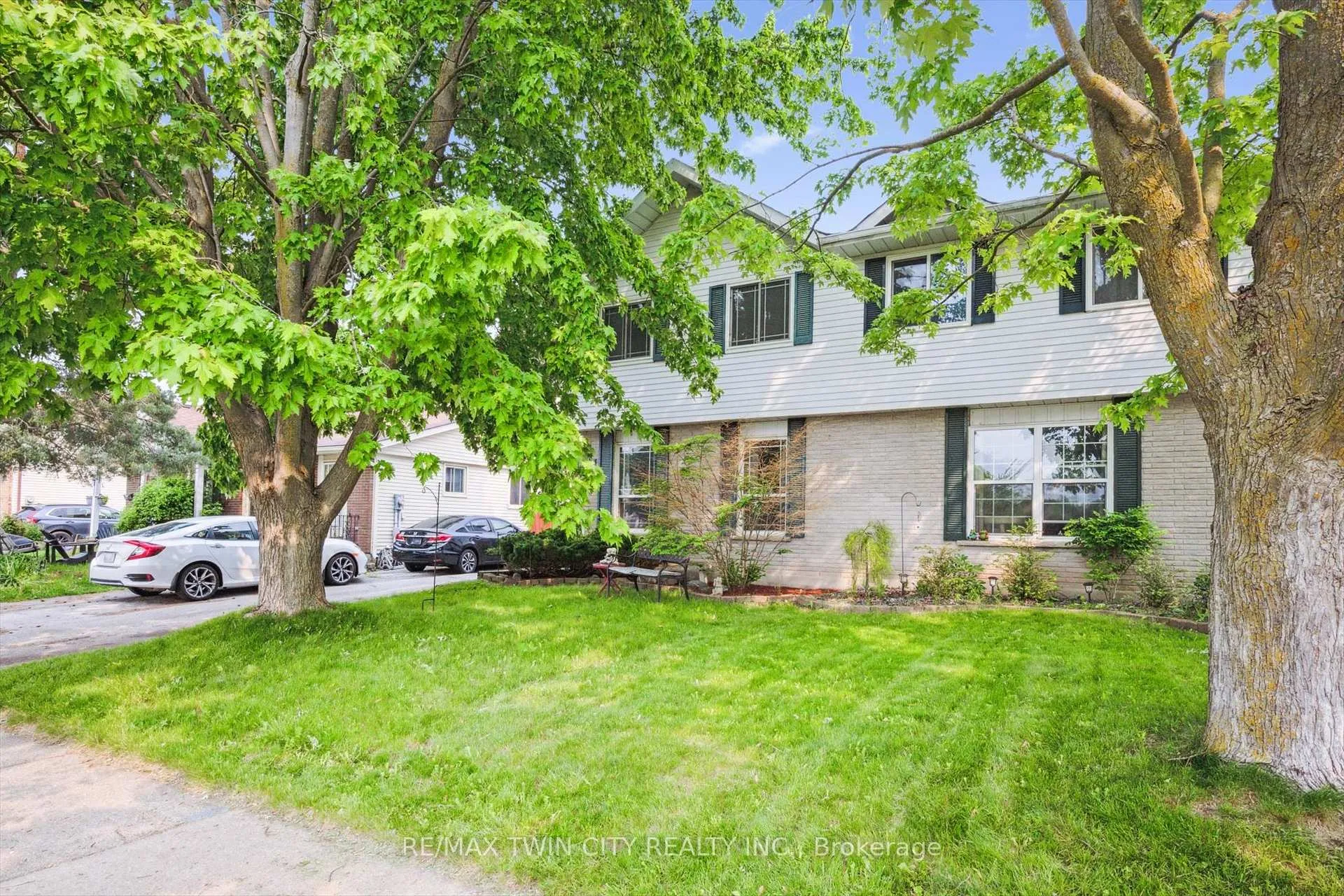 Photo 1 of Unit A, 148 Northlake Drive, Waterloo — HOMEH
