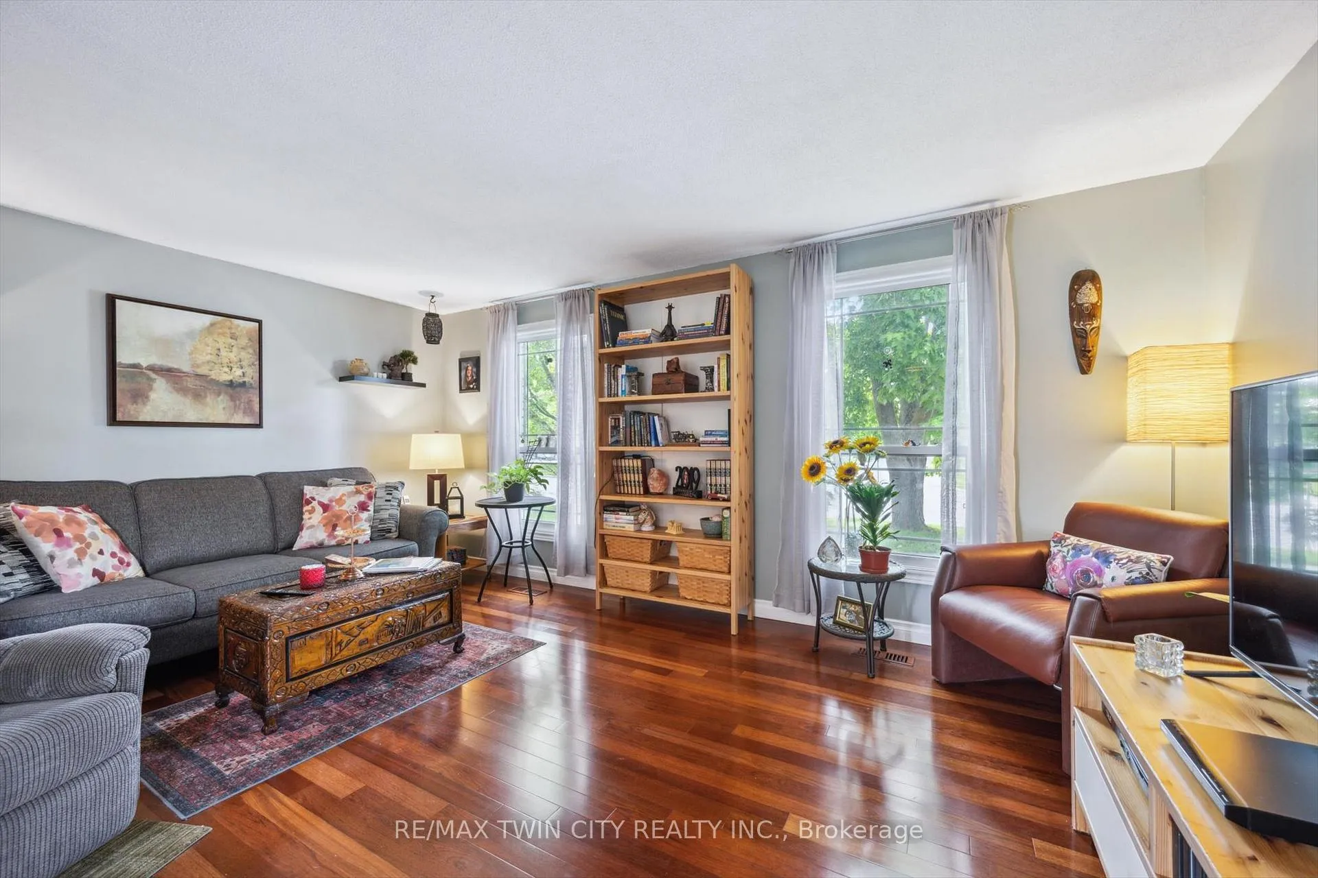 Photo 4 of Unit A, 148 Northlake Drive, Waterloo — HOMEH