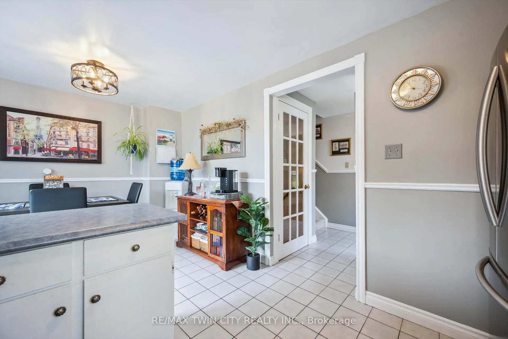 Photo 12 of Unit A, 148 Northlake Drive, Waterloo — HOMEH