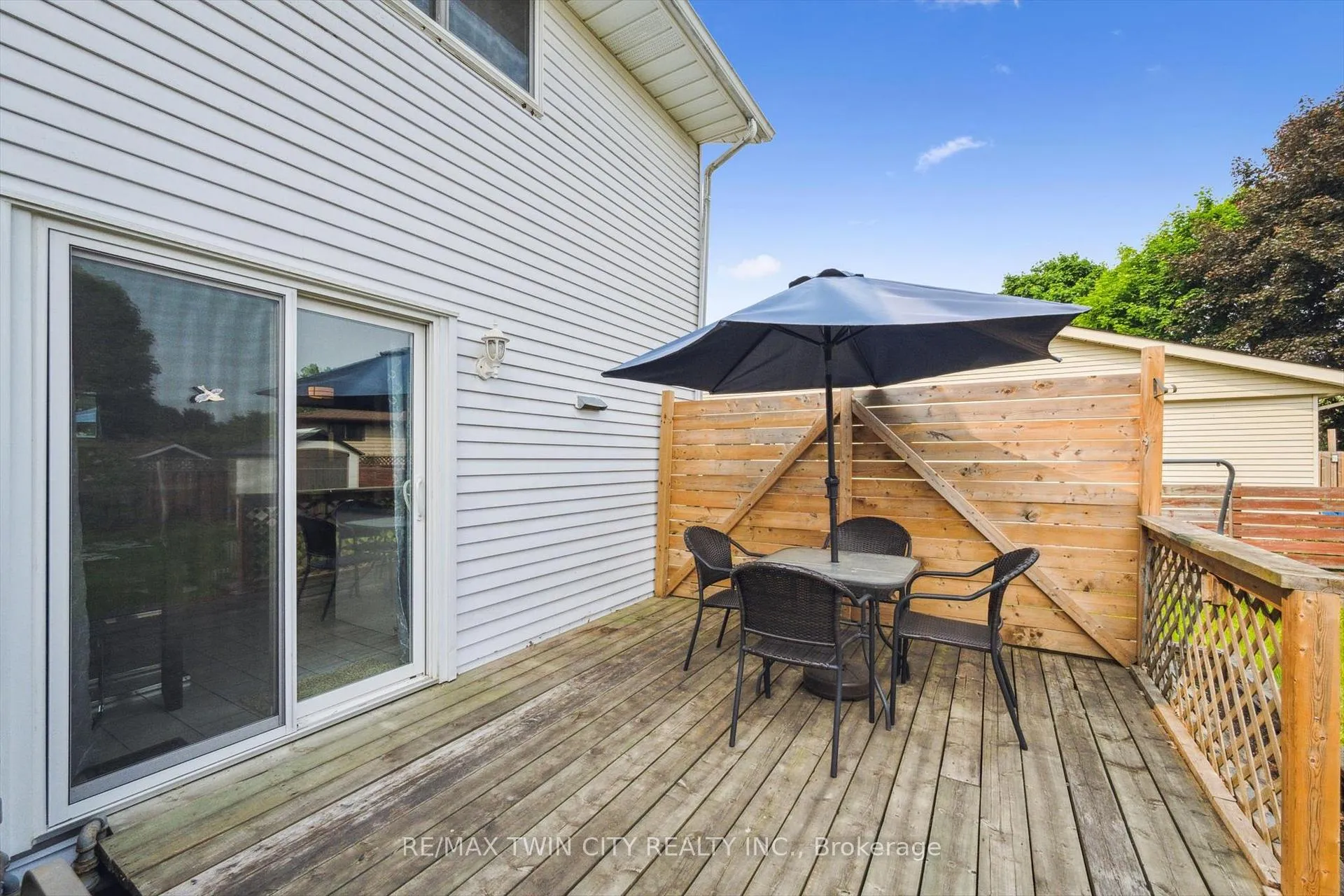 Photo 26 of Unit A, 148 Northlake Drive, Waterloo — HOMEH