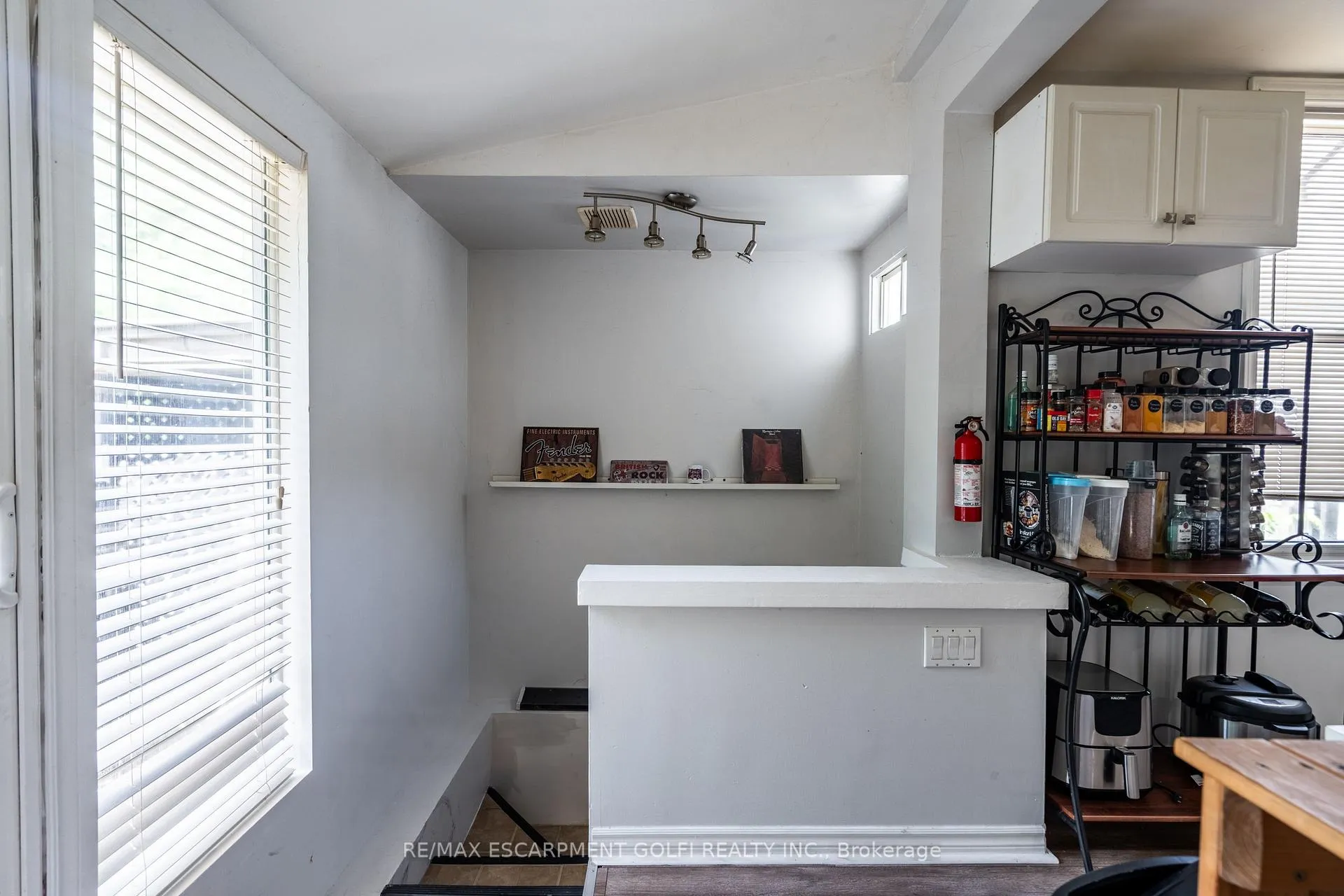 Photo 19 of 150 East 24th Street, Hamilton, Eastmount — HOMEH
