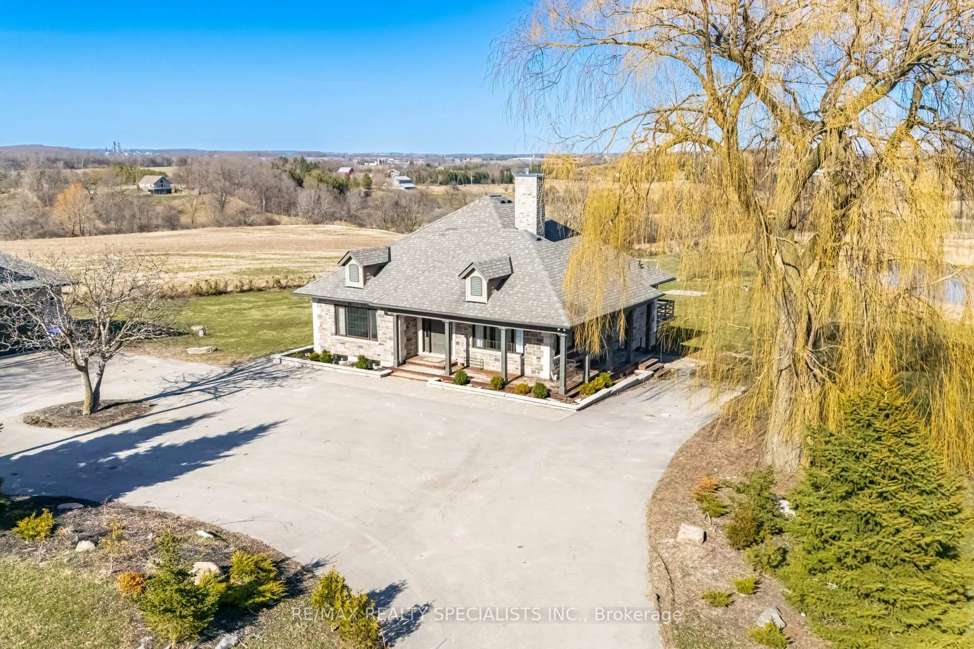 Photo 4 of 1219 17 Sideroad Road, New Tecumseth, Rural New Tecumseth — HOMEH