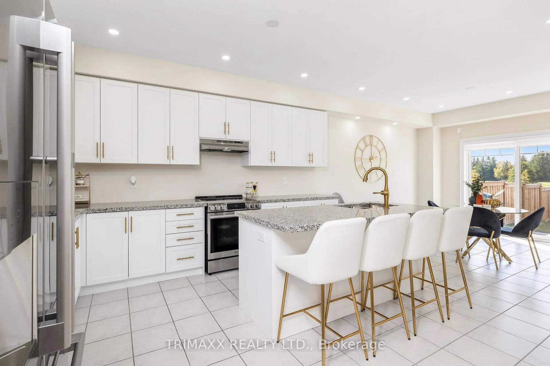 Photo 9 of 91 Lorne Thomas Place, New Tecumseth, Rural New Tecumseth — HOMEH