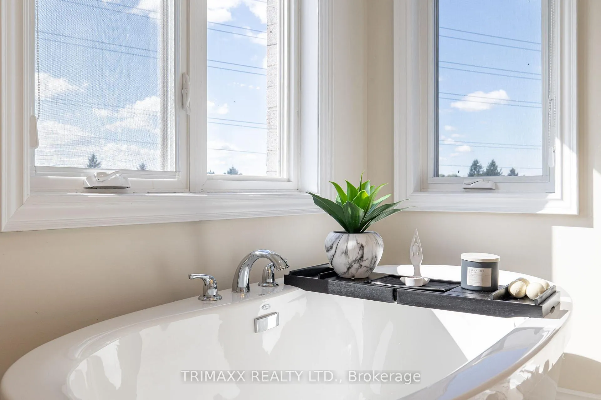 Photo 34 of 91 Lorne Thomas Place, New Tecumseth, Rural New Tecumseth — HOMEH