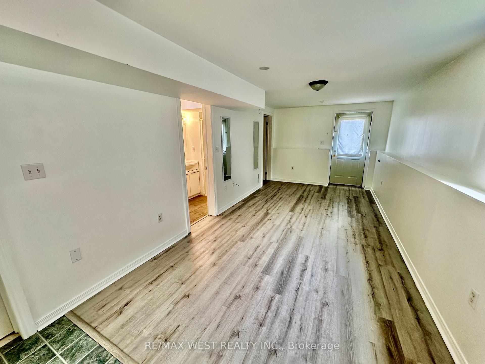 Photo 5 of Unit Basement, 37 Whitehorn Crescent, Barrie, Holly — HOMEH