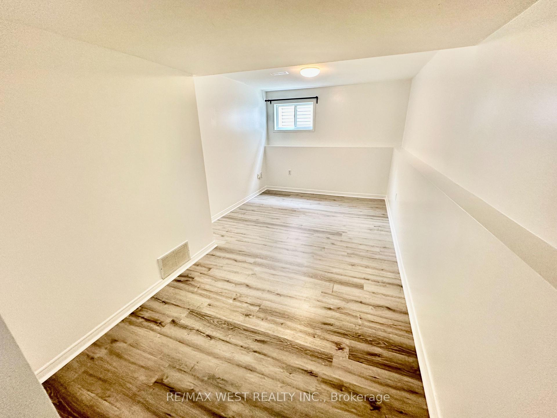 Photo 8 of Unit Basement, 37 Whitehorn Crescent, Barrie, Holly — HOMEH