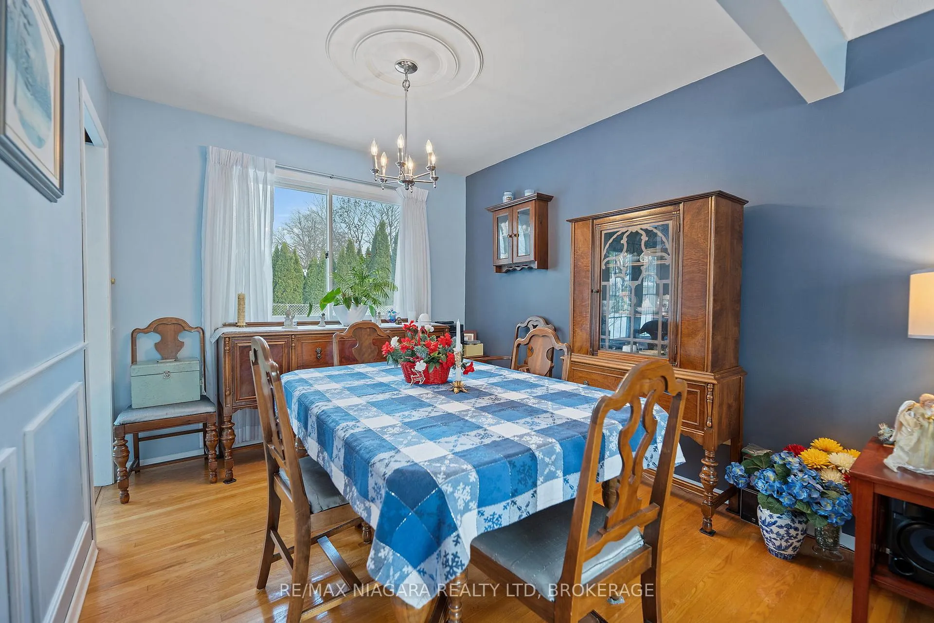 Photo 12 of 4204 Patten Crescent, Niagara Falls, Morrison — HOMEH