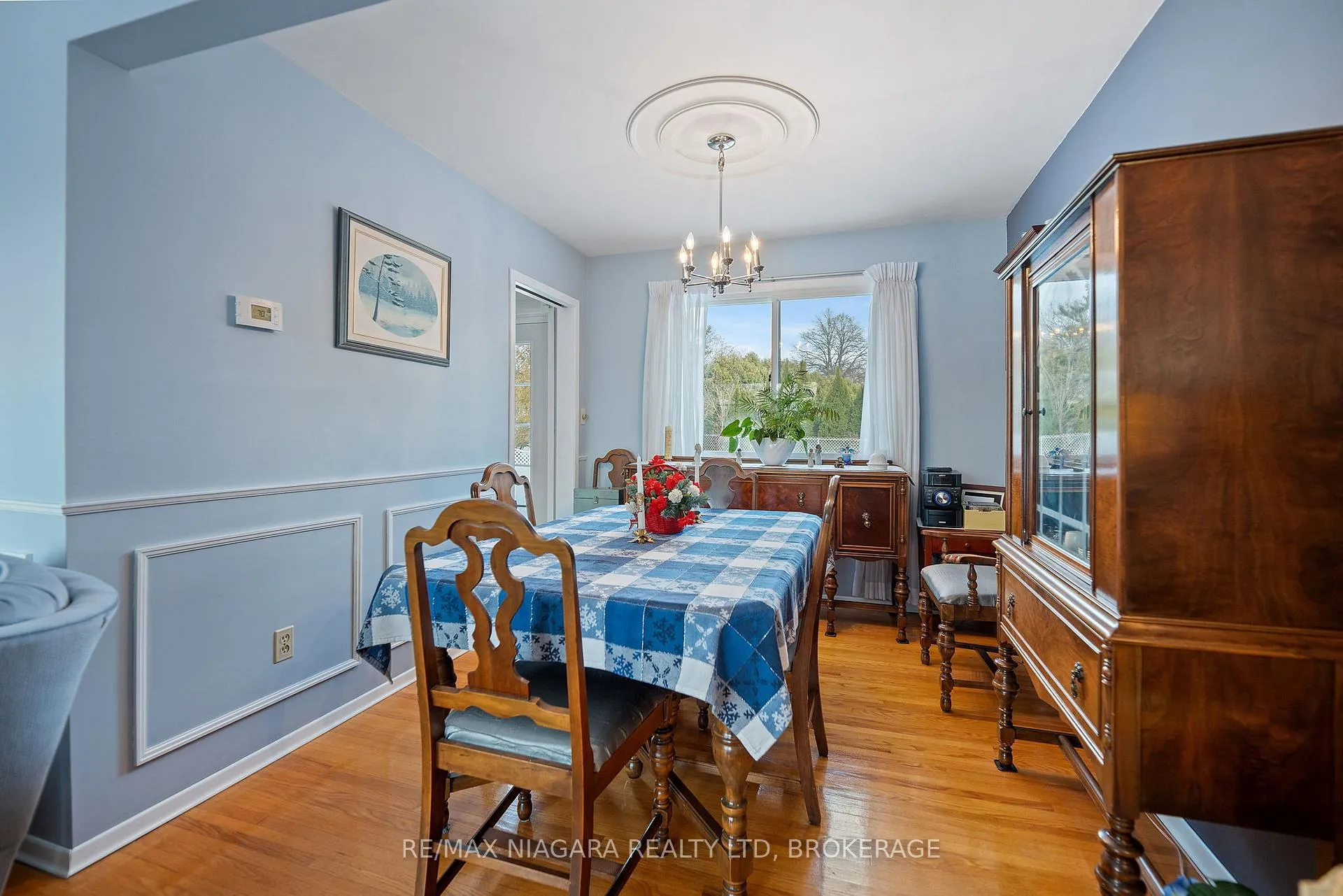 Photo 13 of 4204 Patten Crescent, Niagara Falls, Morrison — HOMEH