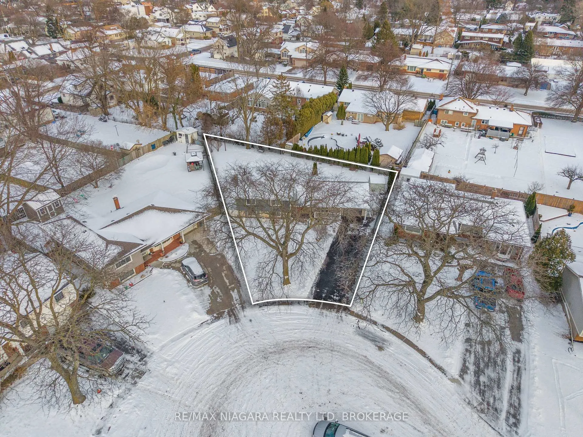Photo 27 of 4204 Patten Crescent, Niagara Falls, Morrison — HOMEH