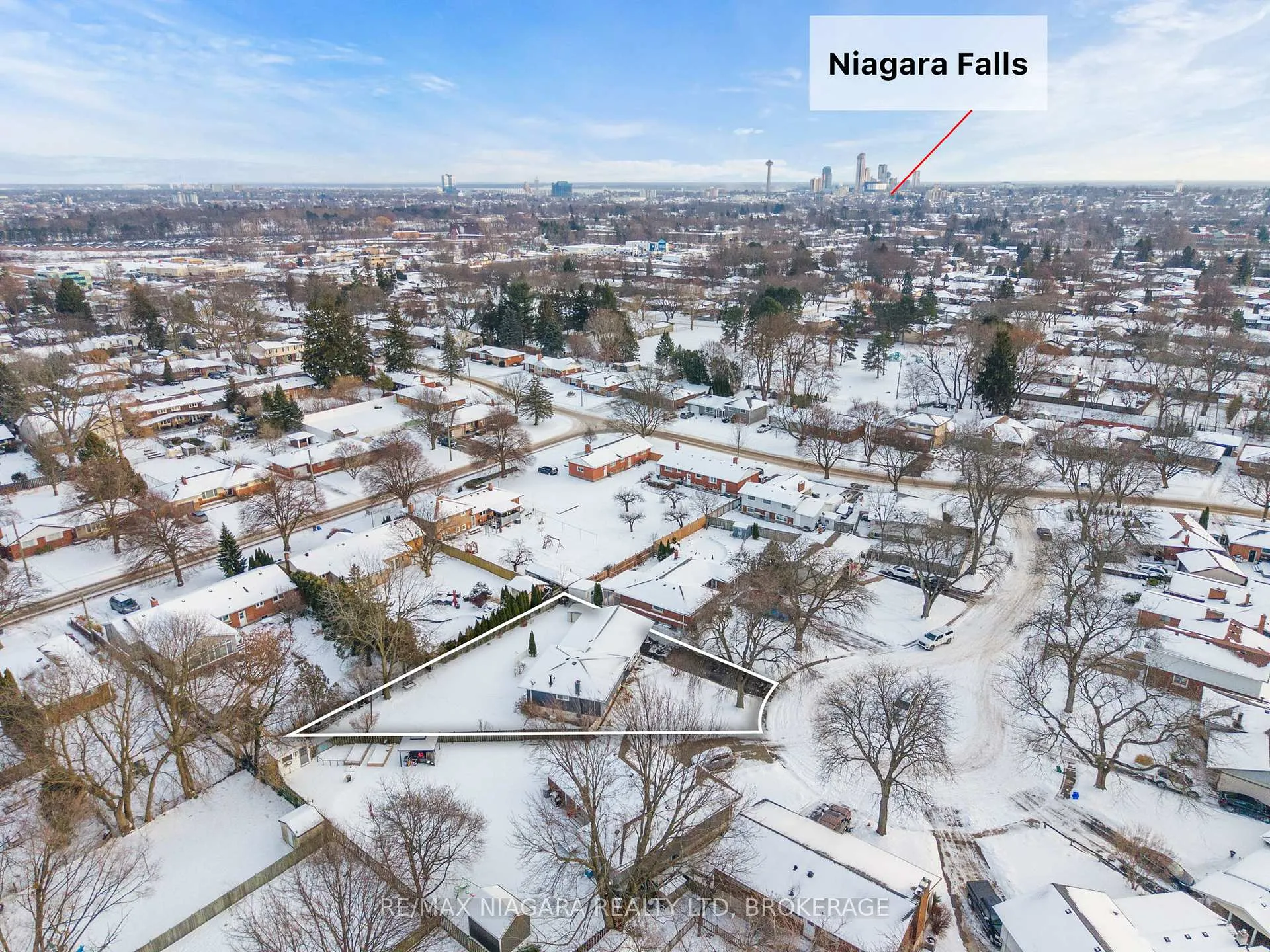 Photo 31 of 4204 Patten Crescent, Niagara Falls, Morrison — HOMEH