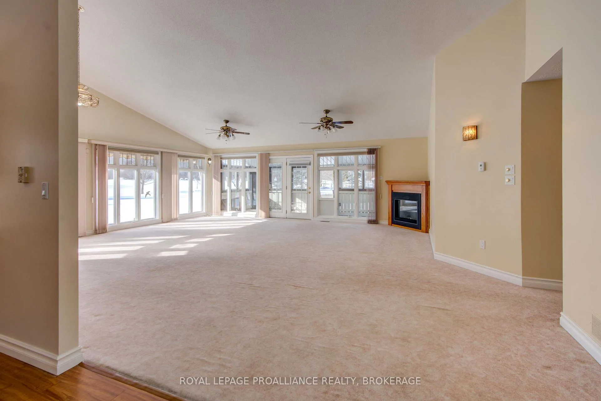 Photo 13 of 9727 Highway 42, Rideau Lakes, Rideau Lakes (North Crosby) Twp — HOMEH