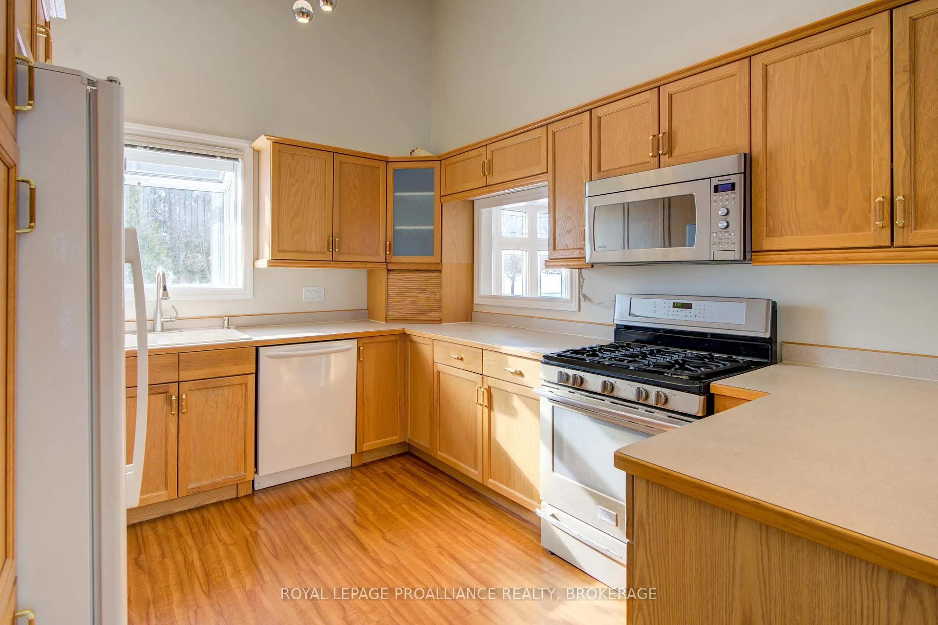 Photo 16 of 9727 Highway 42, Rideau Lakes, Rideau Lakes (North Crosby) Twp — HOMEH