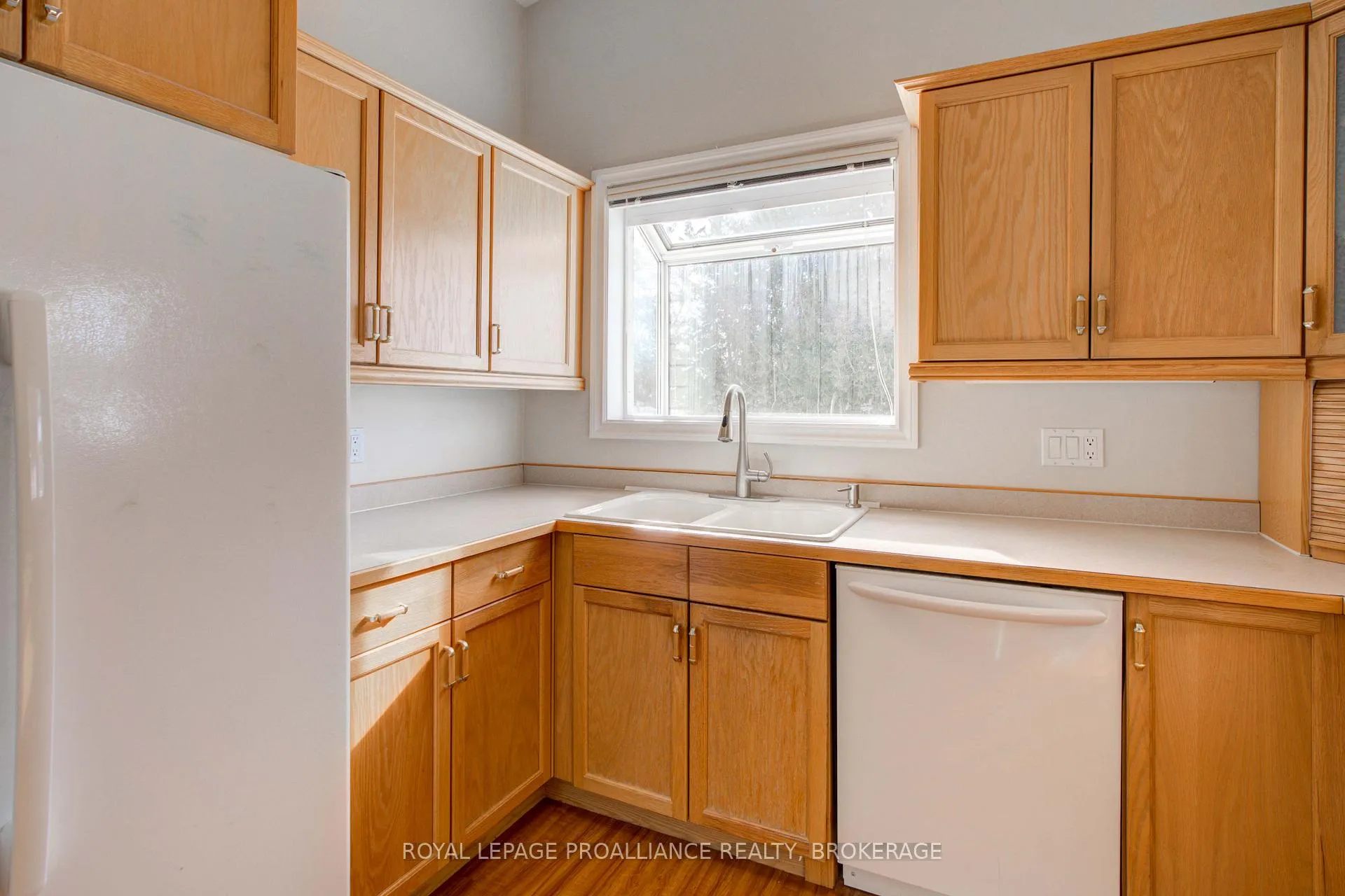 Photo 17 of 9727 Highway 42, Rideau Lakes, Rideau Lakes (North Crosby) Twp — HOMEH
