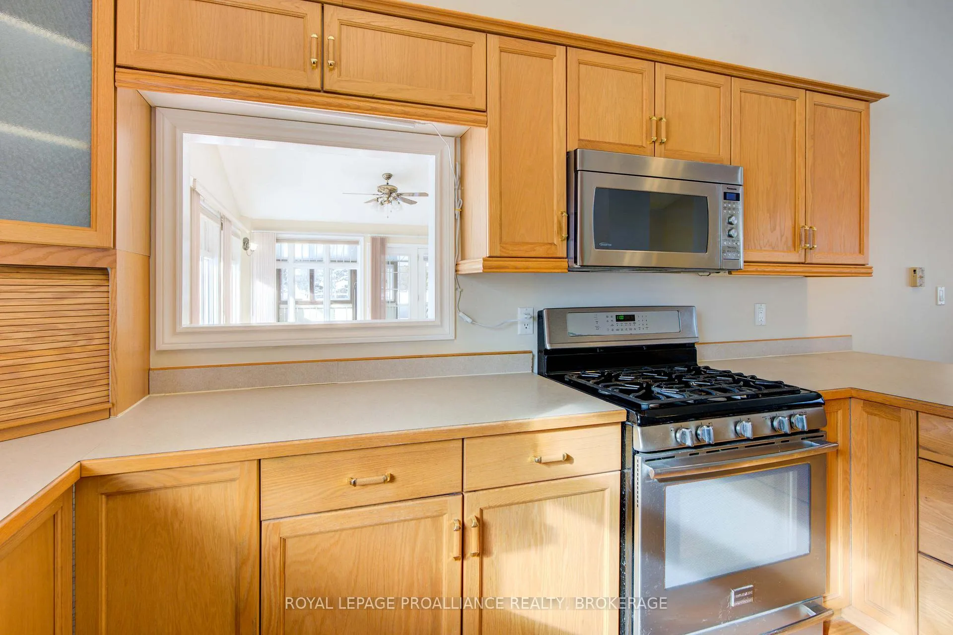 Photo 19 of 9727 Highway 42, Rideau Lakes, Rideau Lakes (North Crosby) Twp — HOMEH
