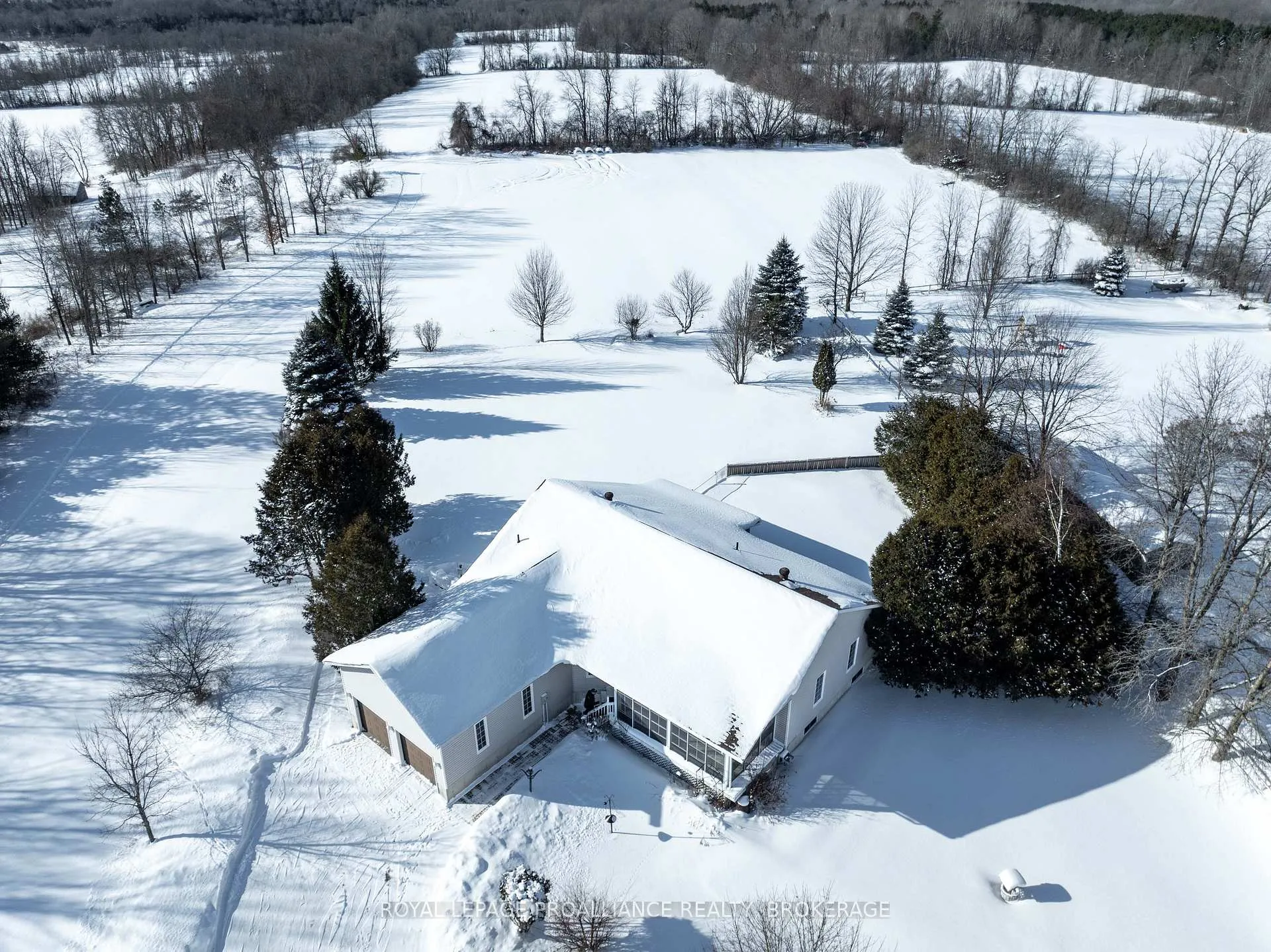 Photo 49 of 9727 Highway 42, Rideau Lakes, Rideau Lakes (North Crosby) Twp — HOMEH