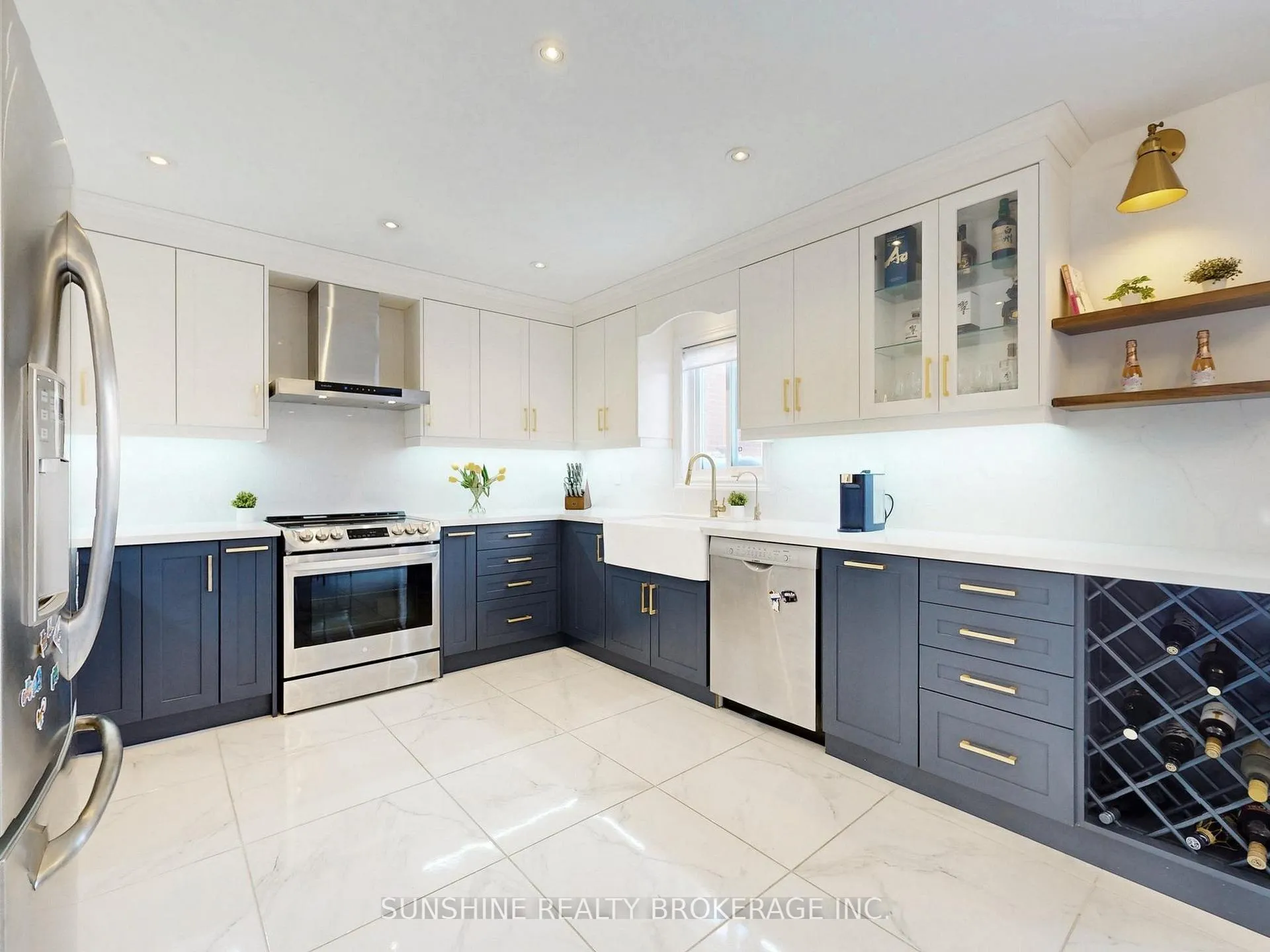 Photo 9 of 138 Beaverbrook Crescent, Vaughan, Rural Vaughan — HOMEH