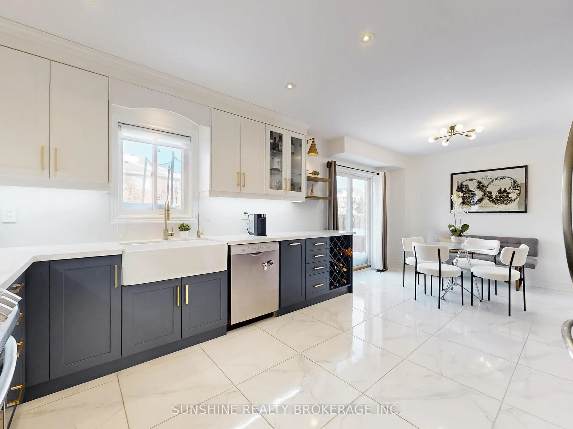Photo 12 of 138 Beaverbrook Crescent, Vaughan, Rural Vaughan — HOMEH