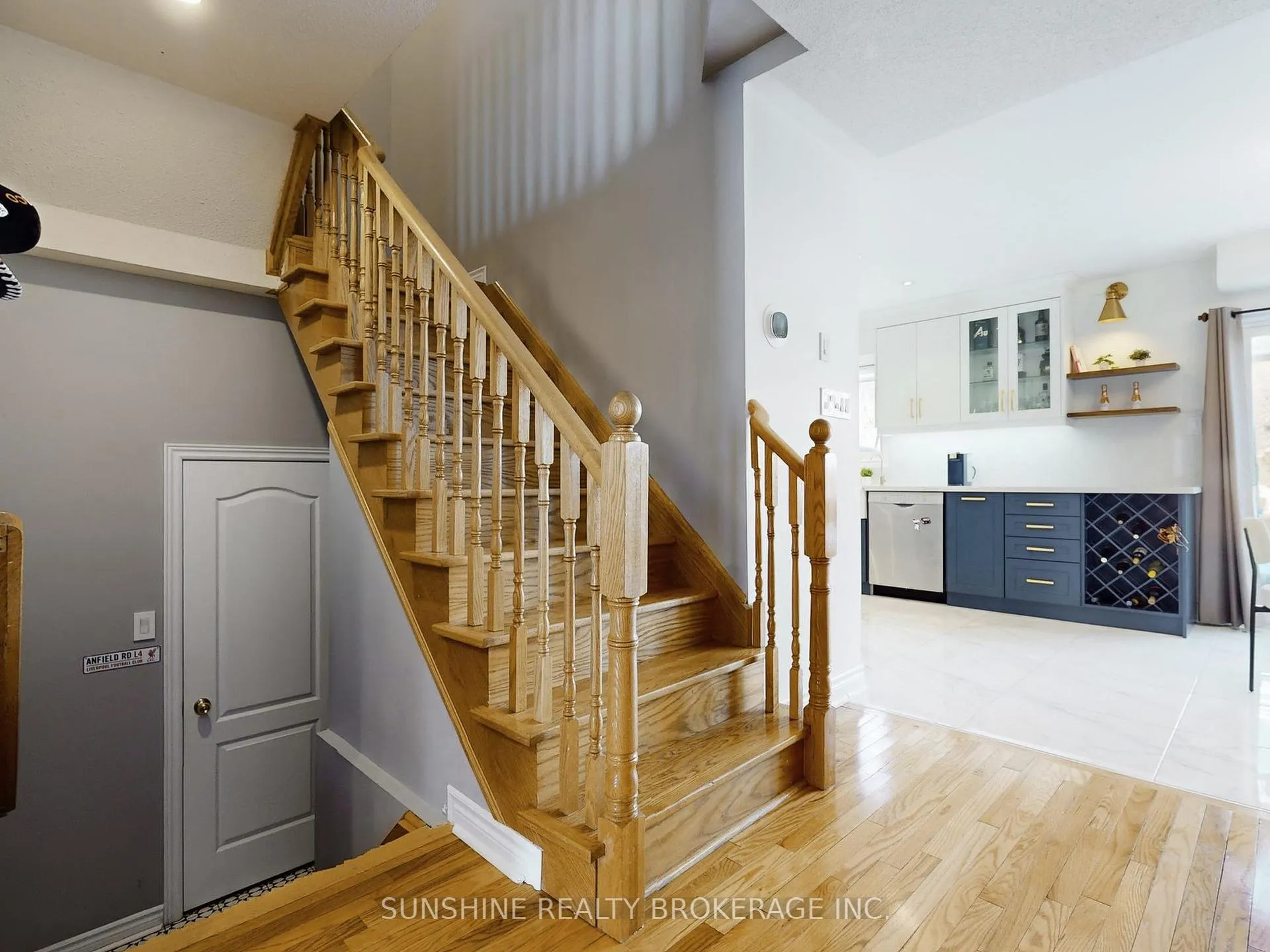 Photo 19 of 138 Beaverbrook Crescent, Vaughan, Rural Vaughan — HOMEH