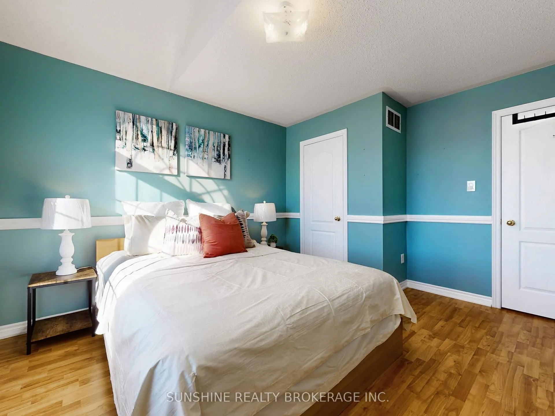 Photo 28 of 138 Beaverbrook Crescent, Vaughan, Rural Vaughan — HOMEH