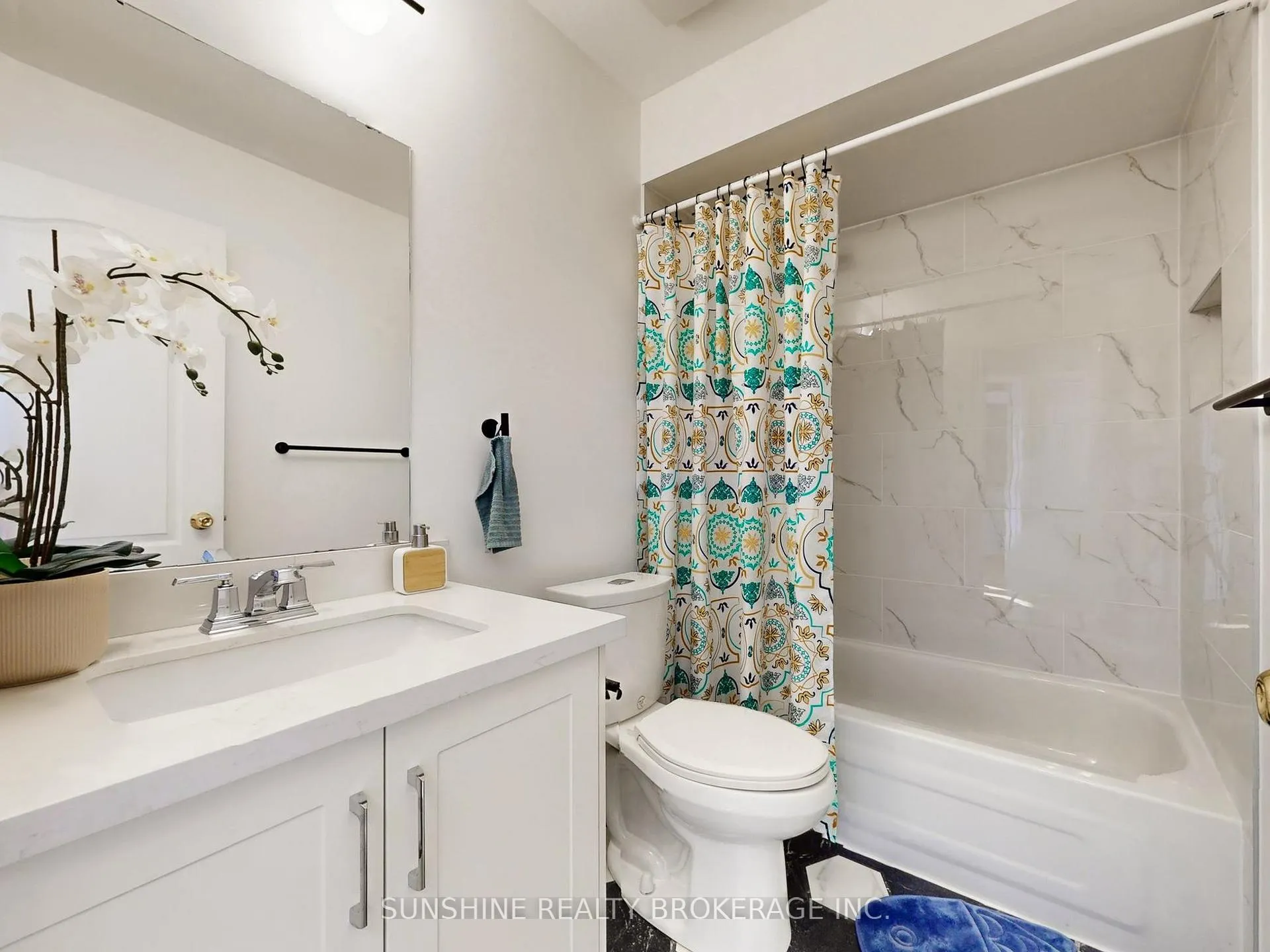 Photo 33 of 138 Beaverbrook Crescent, Vaughan, Rural Vaughan — HOMEH