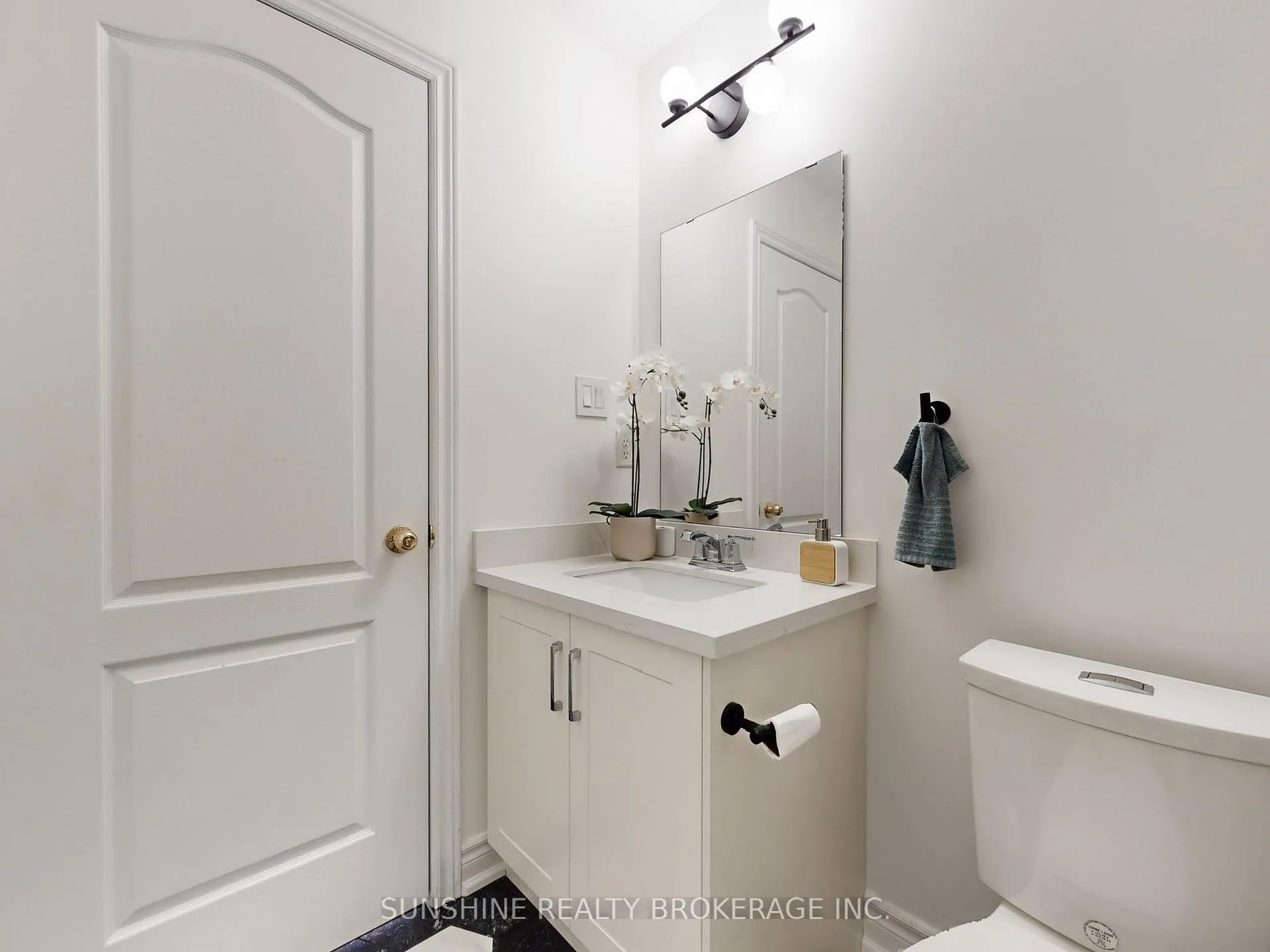 Photo 34 of 138 Beaverbrook Crescent, Vaughan, Rural Vaughan — HOMEH
