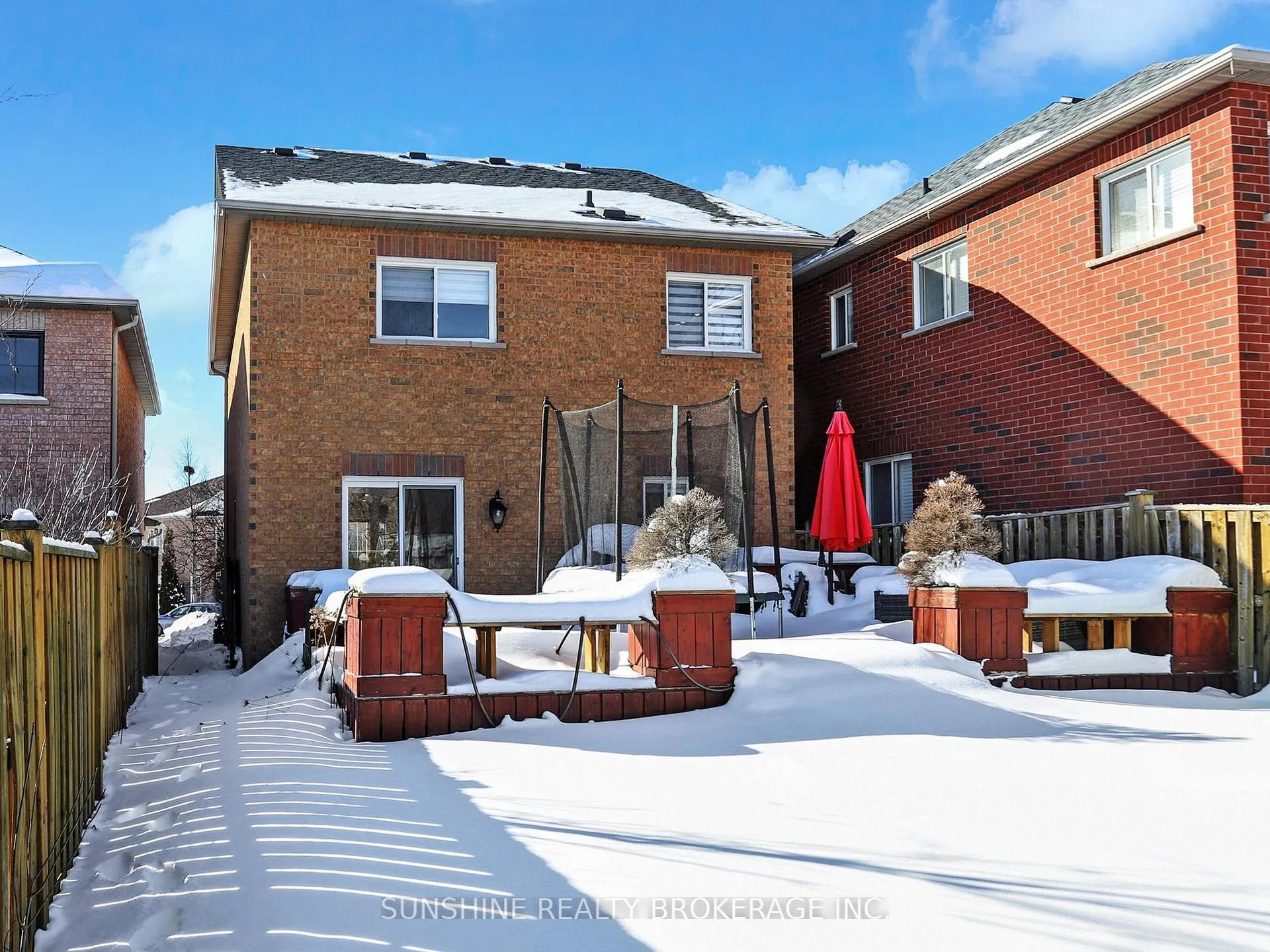 Photo 41 of 138 Beaverbrook Crescent, Vaughan, Rural Vaughan — HOMEH