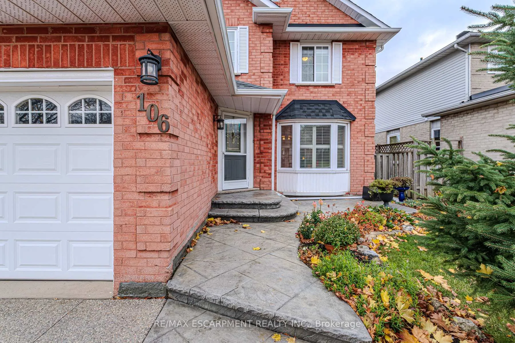 Photo 3 of 106 Rushdale Drive, Hamilton, Rushdale — HOMEH