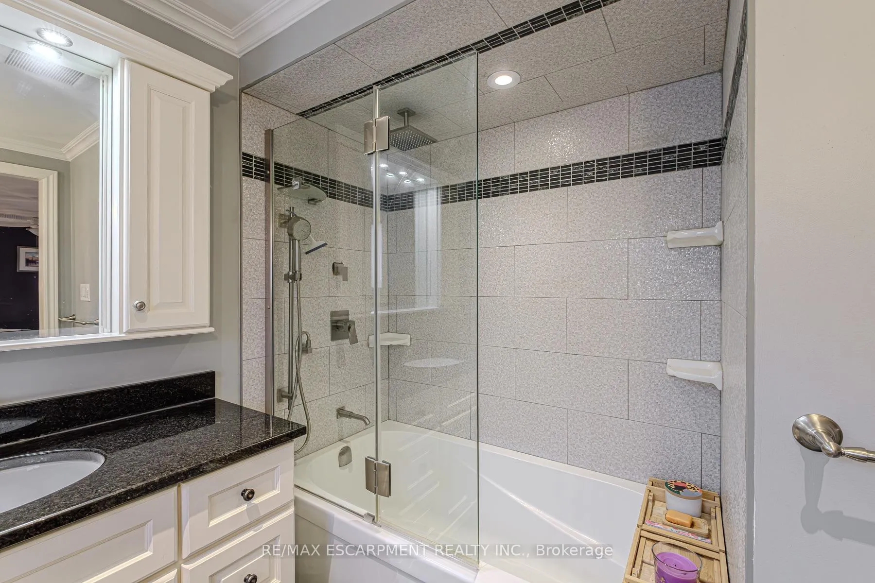 Photo 27 of 106 Rushdale Drive, Hamilton, Rushdale — HOMEH