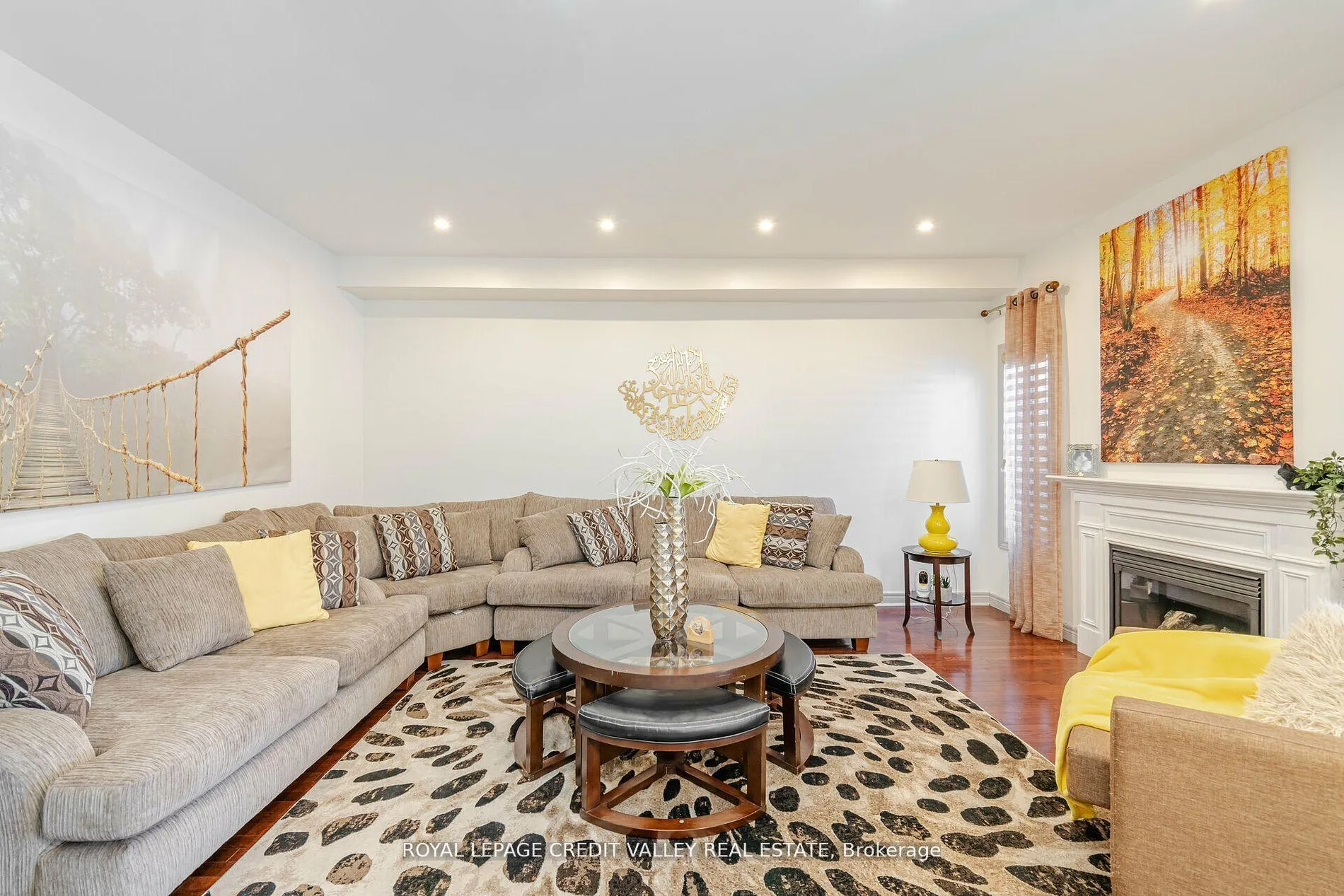 Photo 7 of 34 Mount Pleasant Avenue, Whitby, Blue Grass Meadows — HOMEH