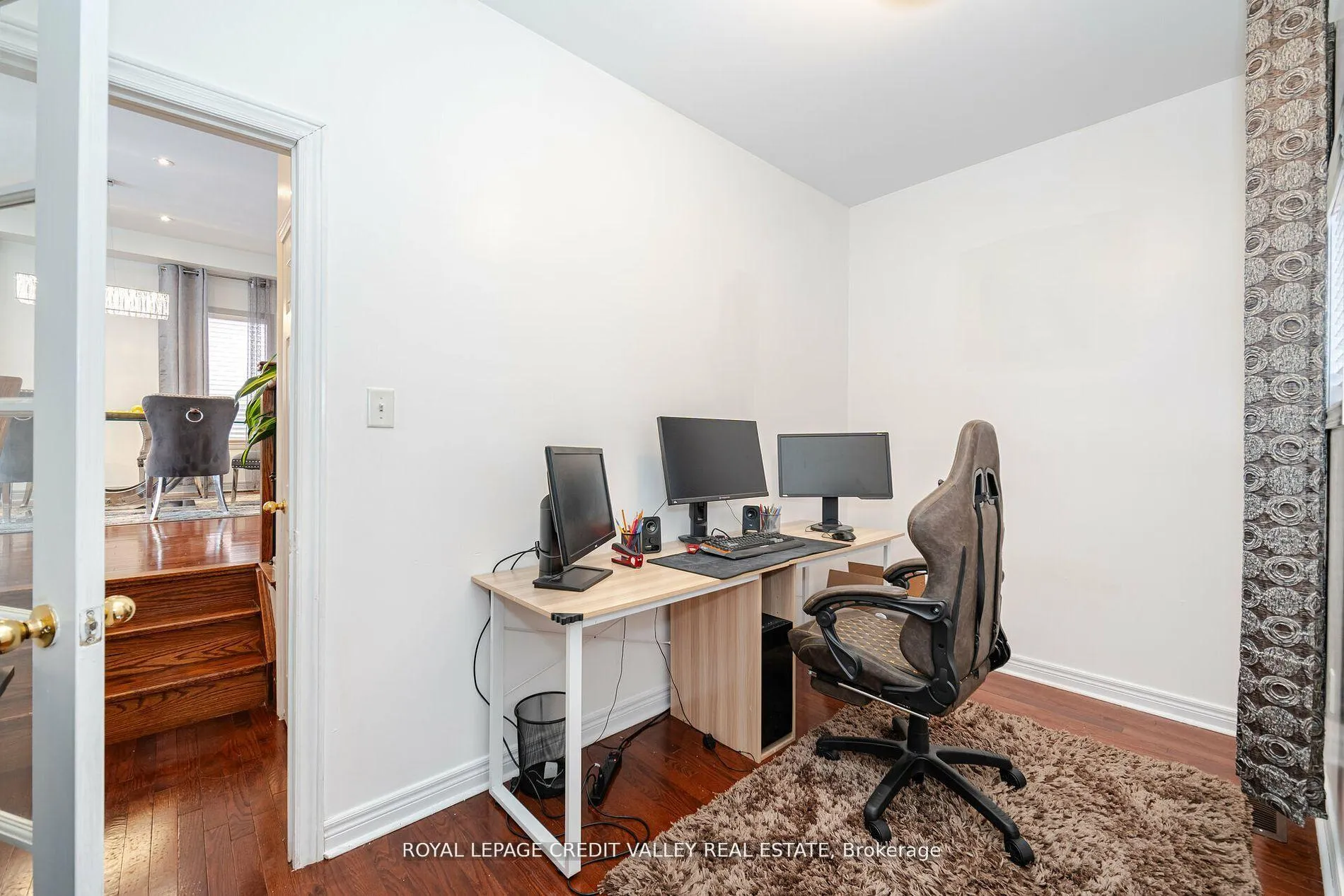 Photo 14 of 34 Mount Pleasant Avenue, Whitby, Blue Grass Meadows — HOMEH
