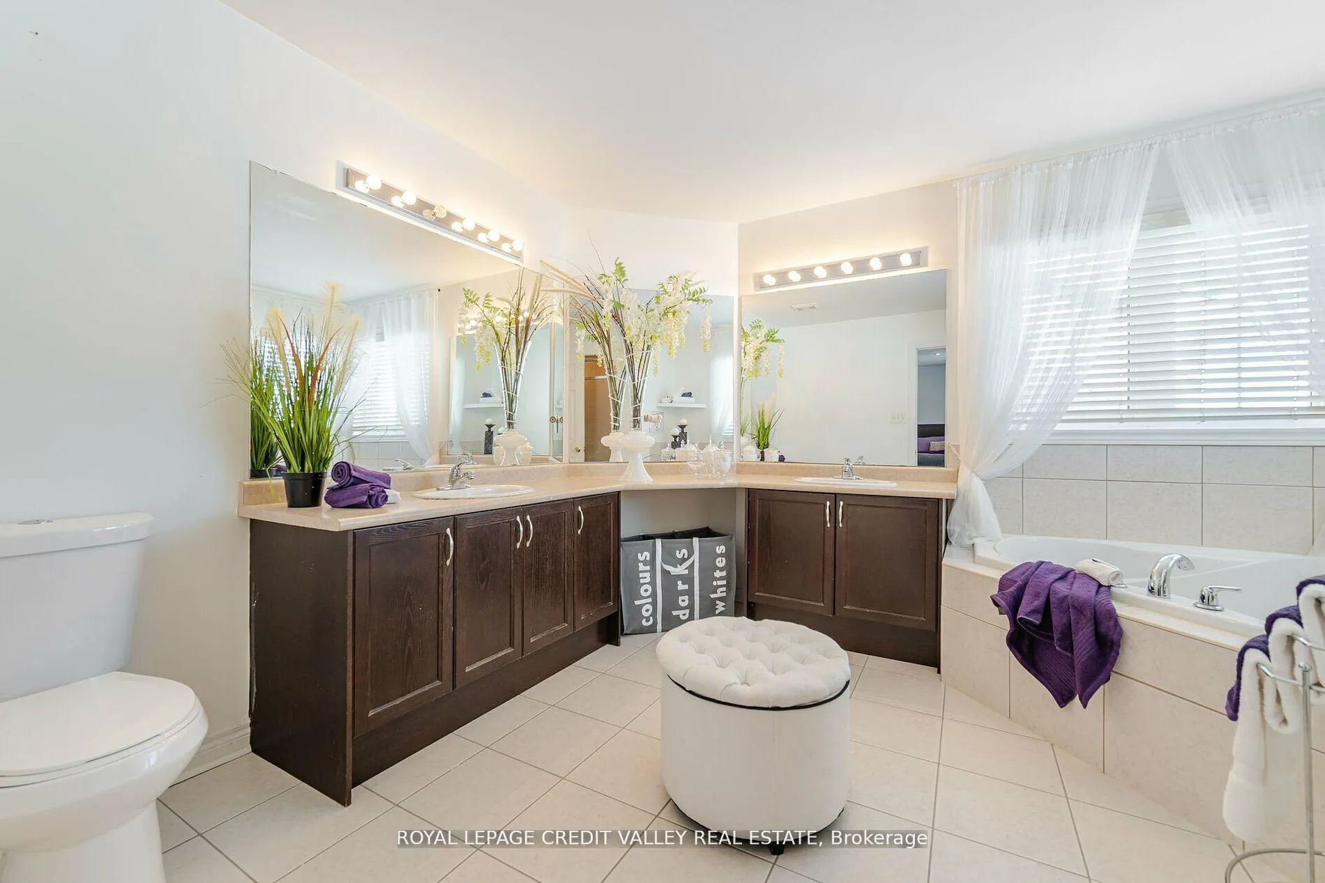 Photo 19 of 34 Mount Pleasant Avenue, Whitby, Blue Grass Meadows — HOMEH