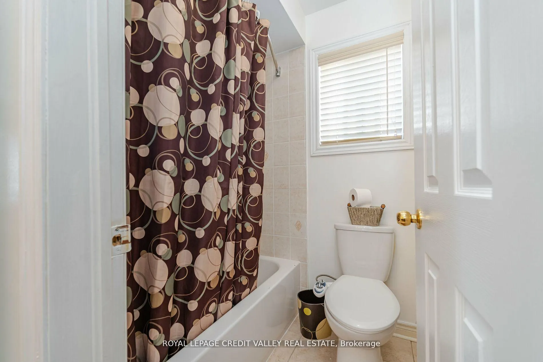 Photo 27 of 34 Mount Pleasant Avenue, Whitby, Blue Grass Meadows — HOMEH