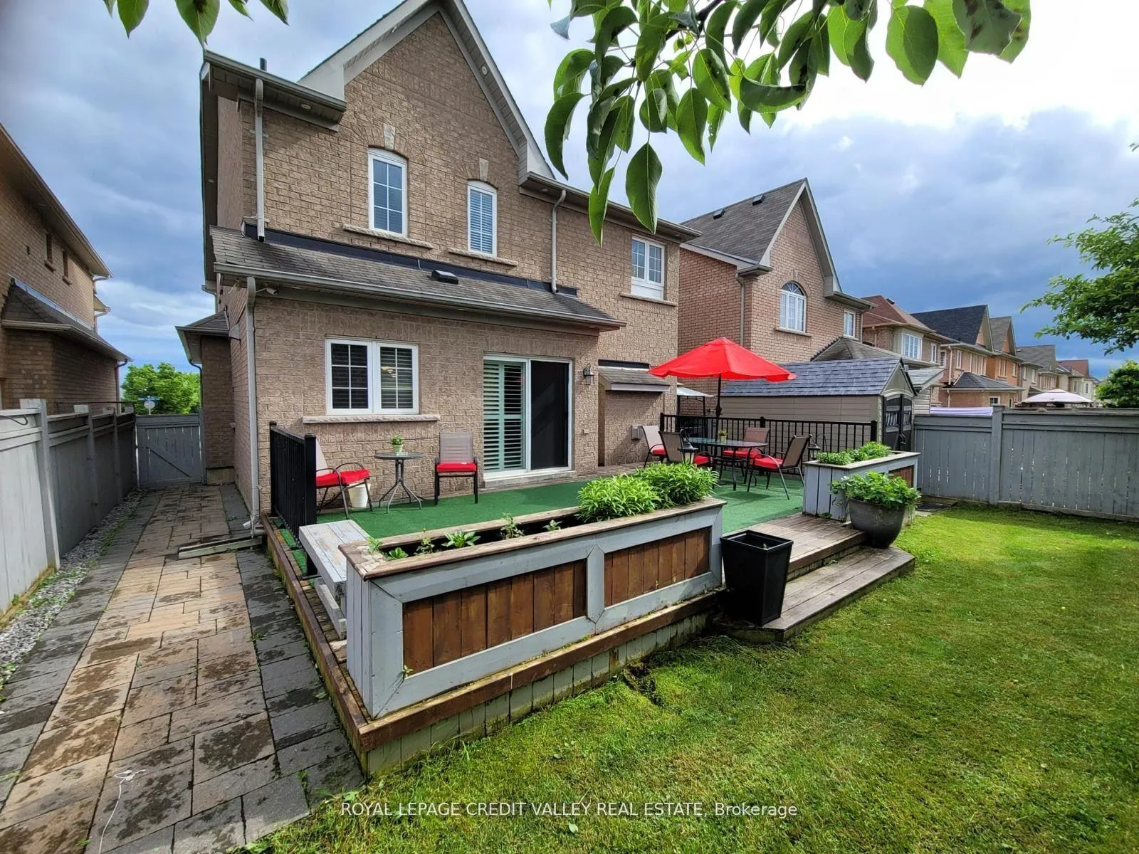 Photo 37 of 34 Mount Pleasant Avenue, Whitby, Blue Grass Meadows — HOMEH