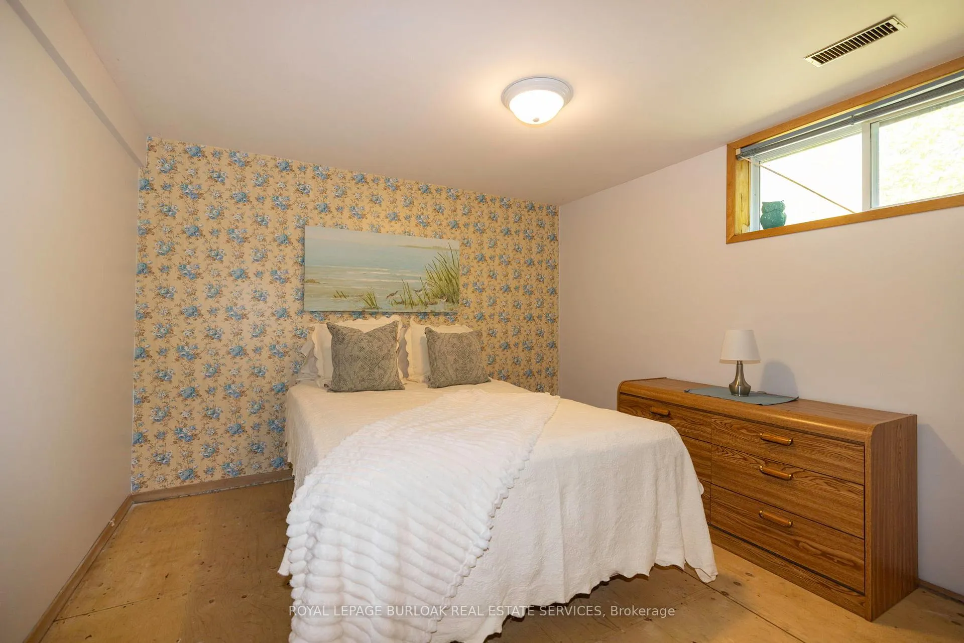Photo 22 of 37 Dockside Drive, McKellar — HOMEH