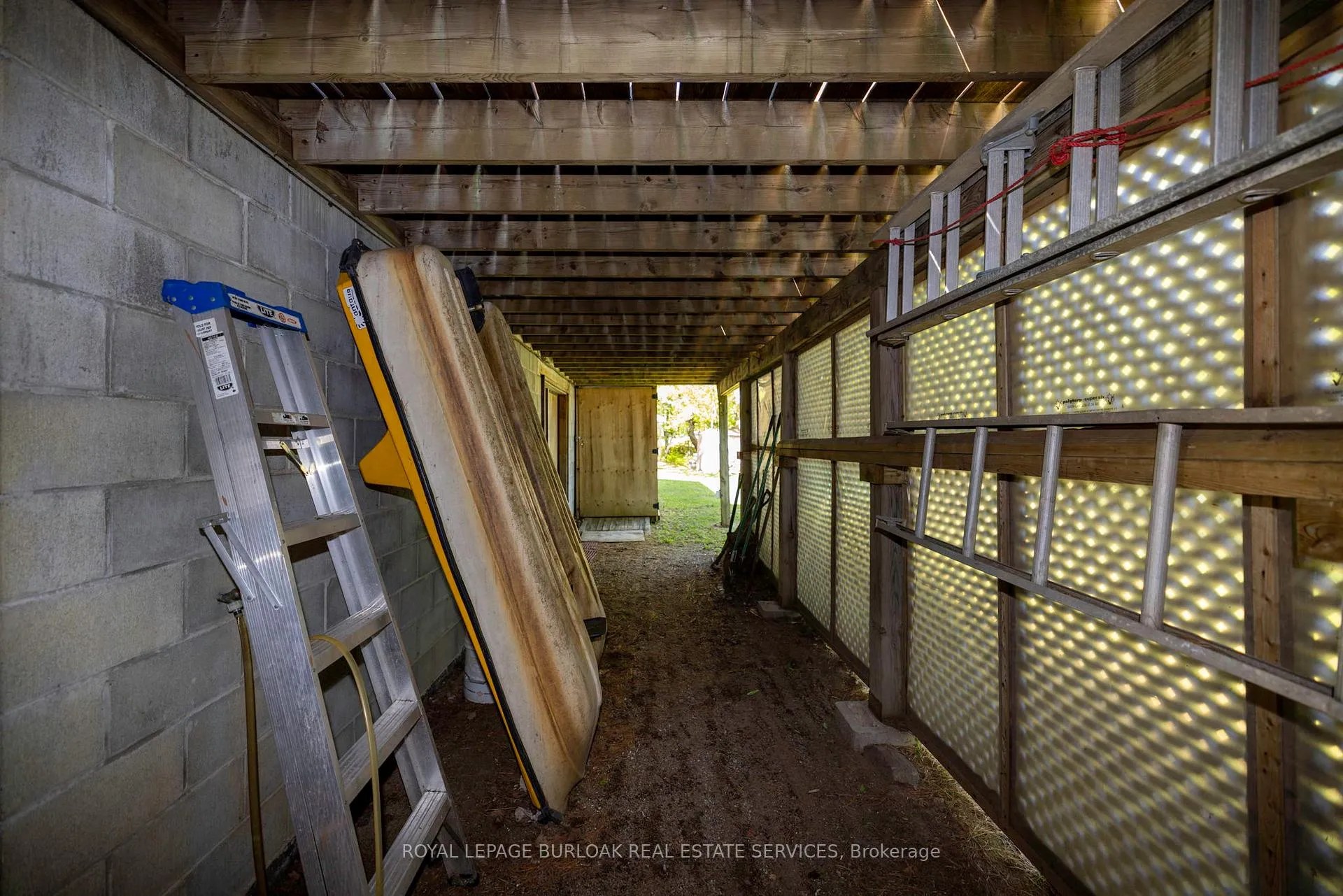 Photo 25 of 37 Dockside Drive, McKellar — HOMEH