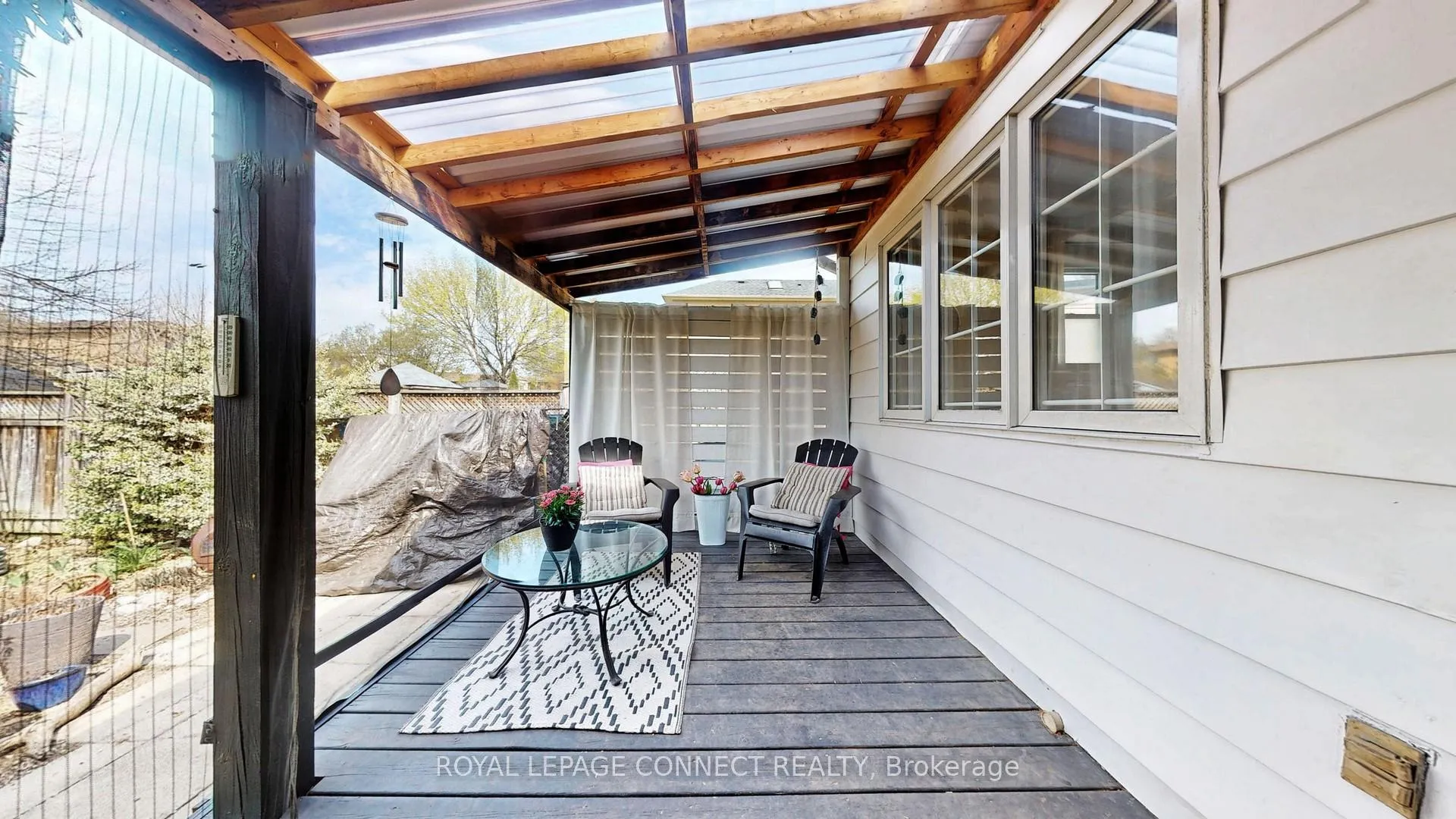 Photo 3 of 242 Gledhill Avenue, Toronto, Woodbine-Lumsden — HOMEH