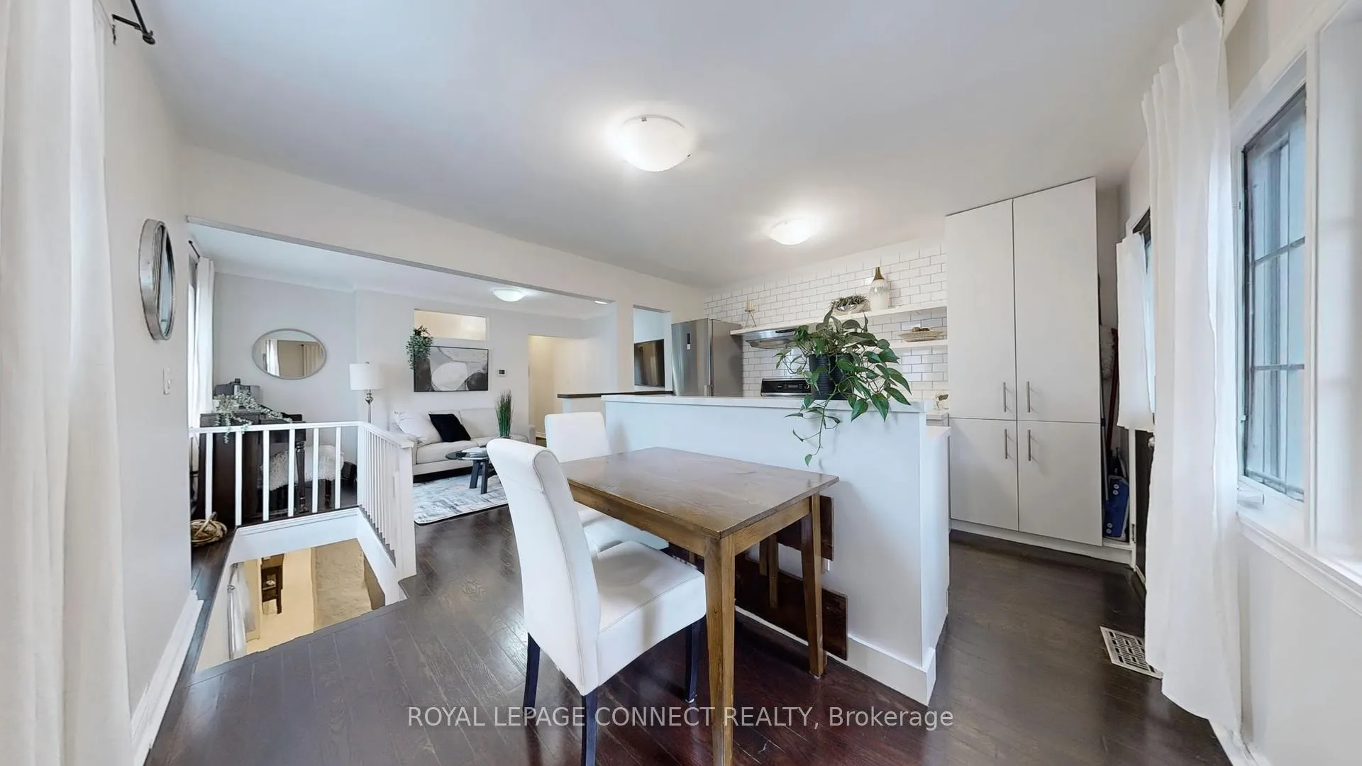 Photo 13 of 242 Gledhill Avenue, Toronto, Woodbine-Lumsden — HOMEH