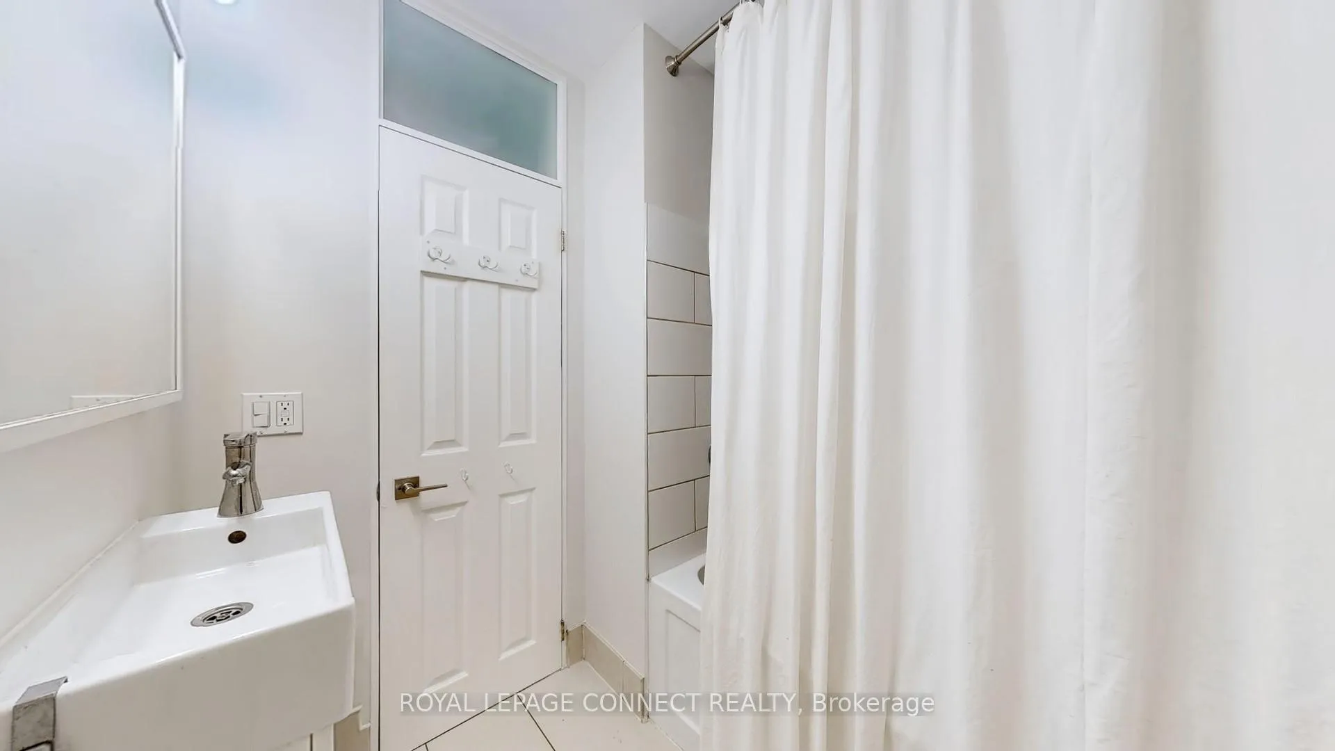 Photo 19 of 242 Gledhill Avenue, Toronto, Woodbine-Lumsden — HOMEH