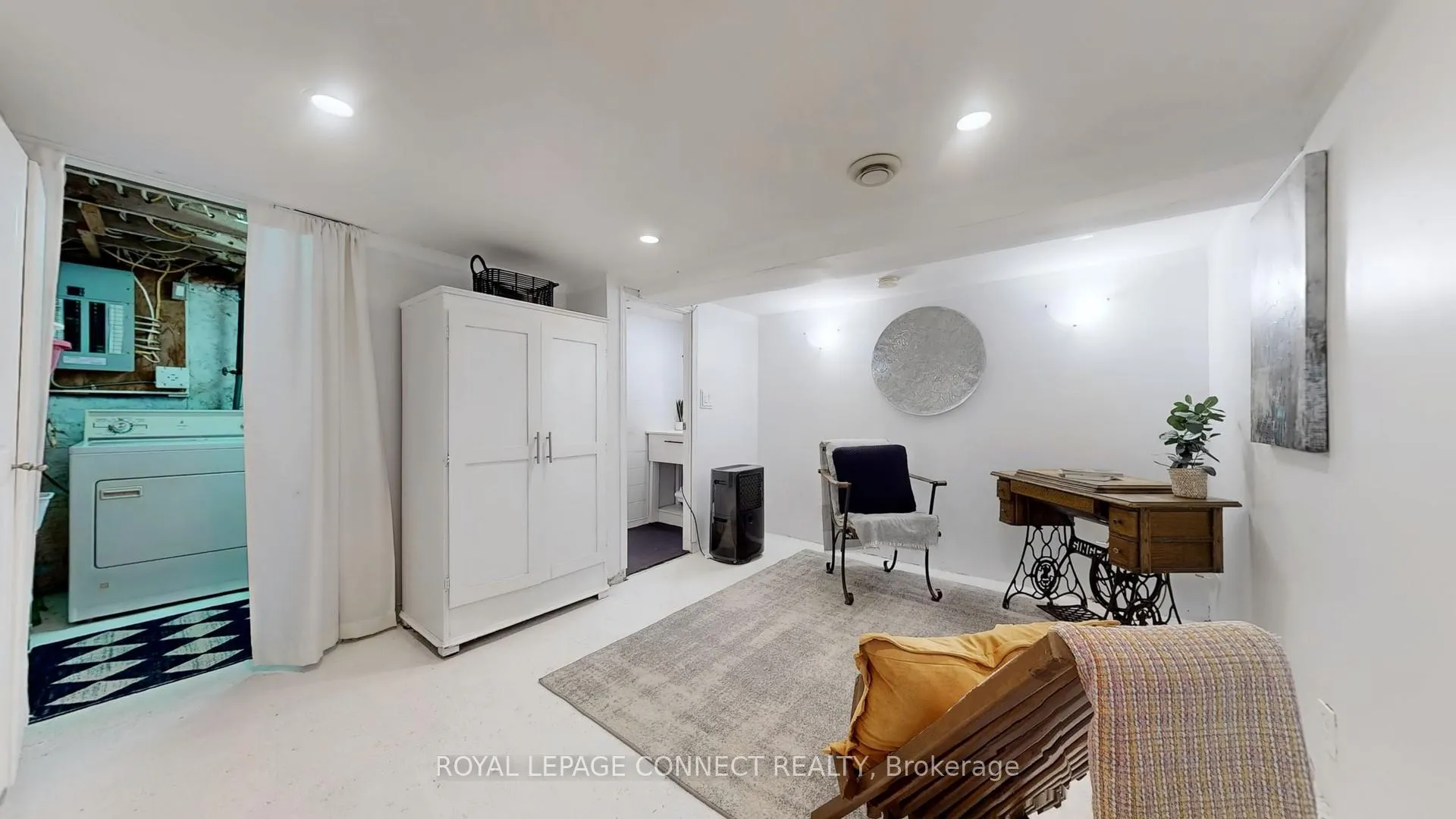 Photo 23 of 242 Gledhill Avenue, Toronto, Woodbine-Lumsden — HOMEH