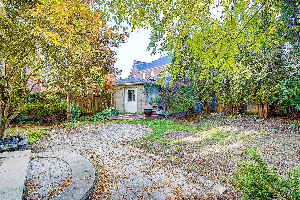 Photo 35 of 92 Montgomery Avenue, Whitby, Brooklin — HOMEH