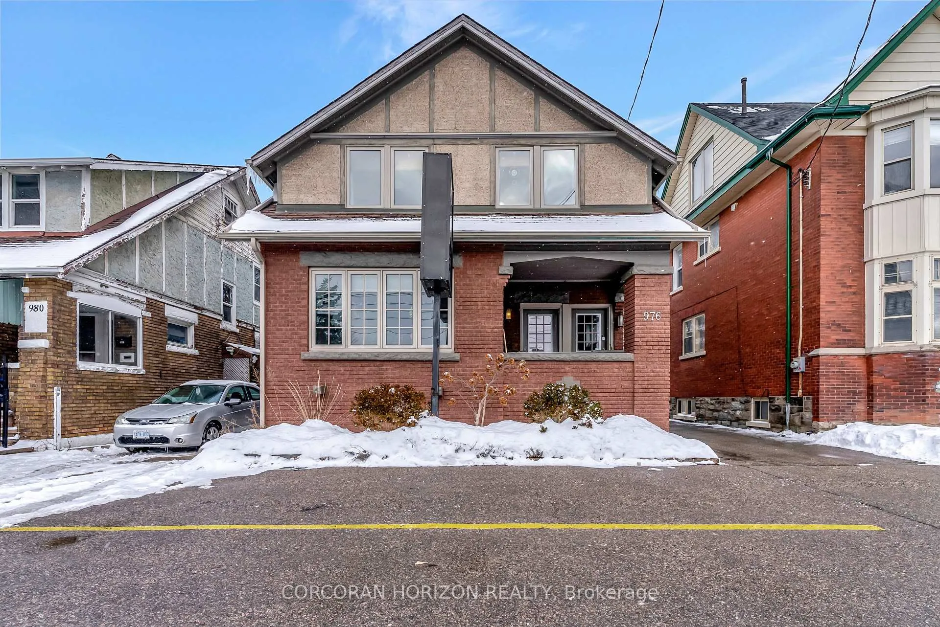 Photo 1 of 976 King Street W, Kitchener — HOMEH