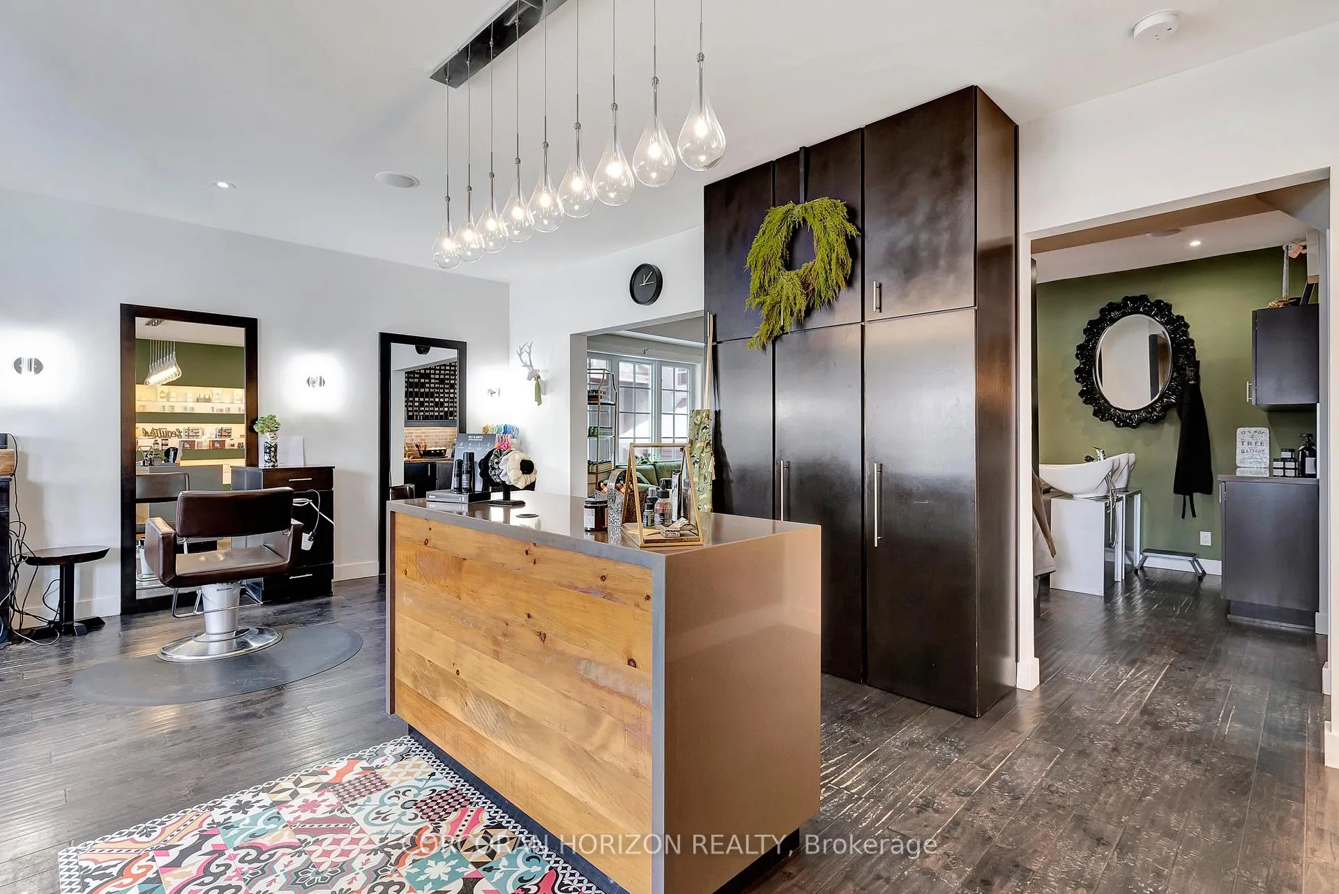 Photo 5 of 976 King Street W, Kitchener — HOMEH