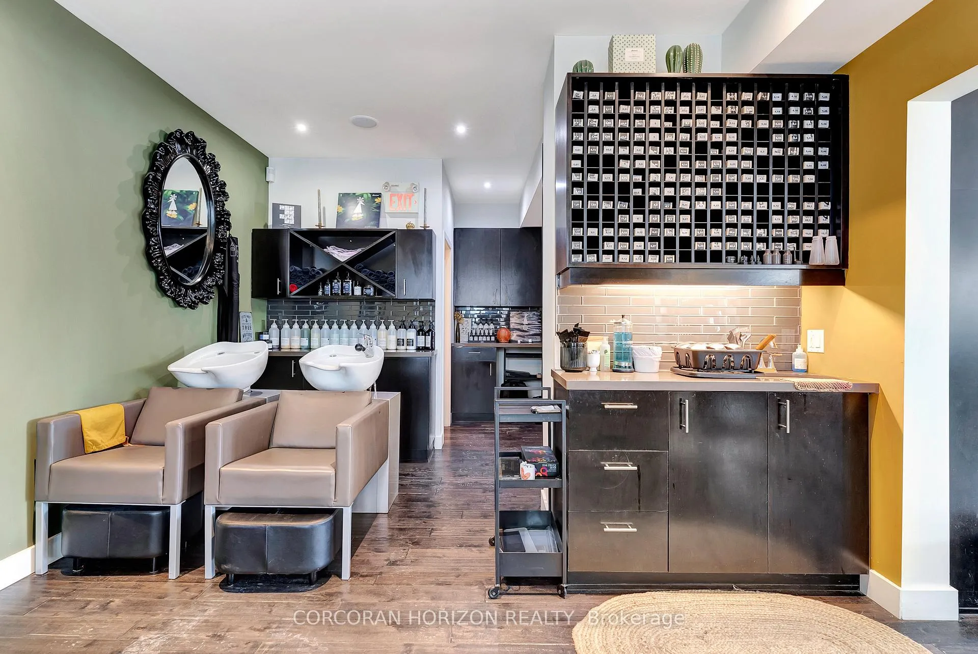 Photo 12 of 976 King Street W, Kitchener — HOMEH