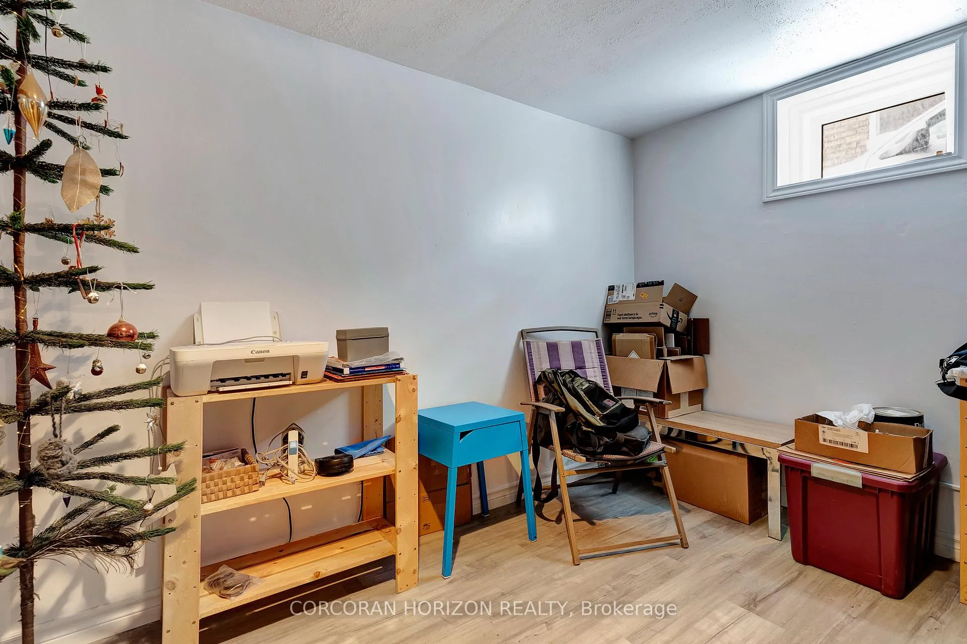 Photo 21 of 976 King Street W, Kitchener — HOMEH