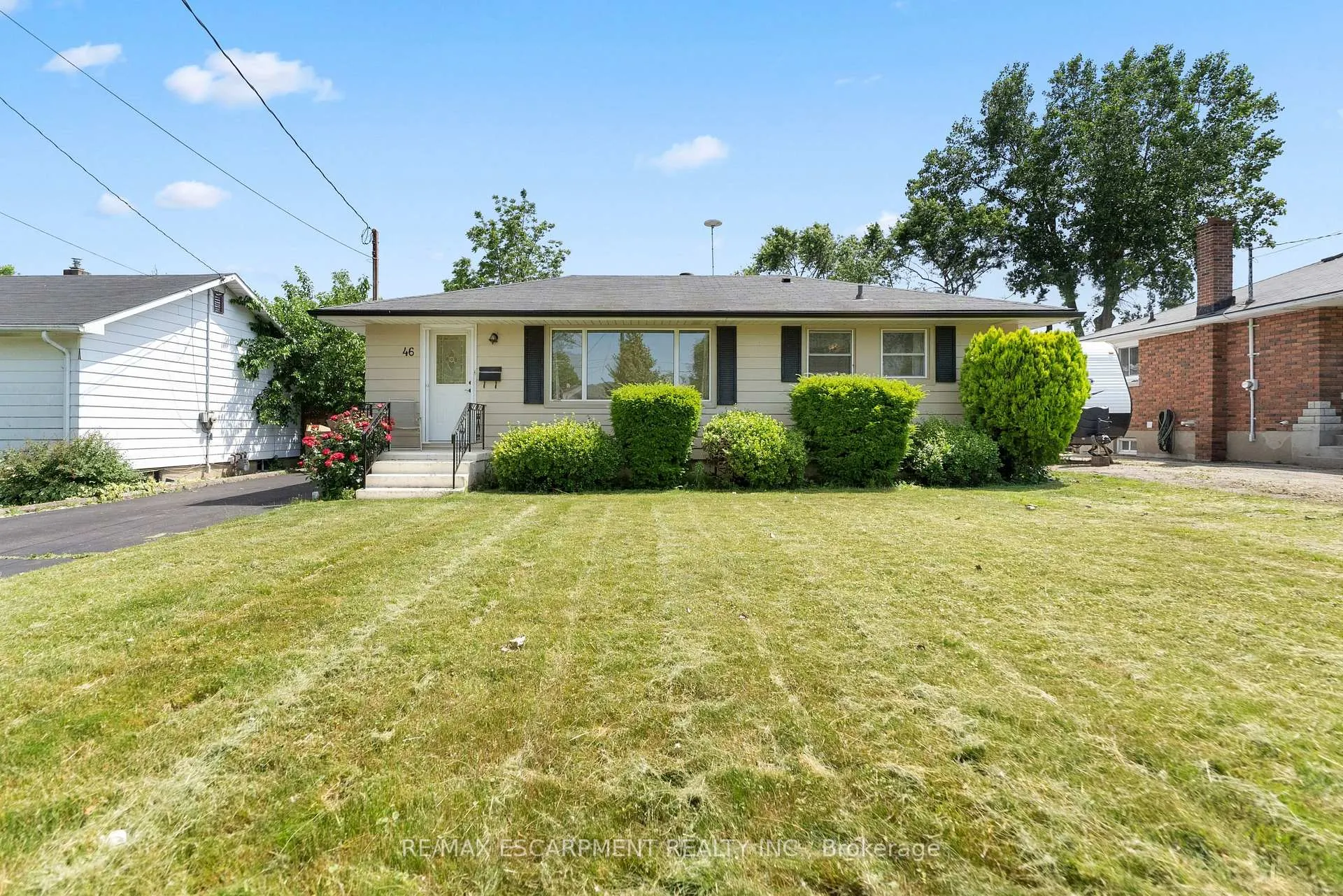 Photo 46 of 46 Burness Drive, St. Catharines, Secord Woods — HOMEH